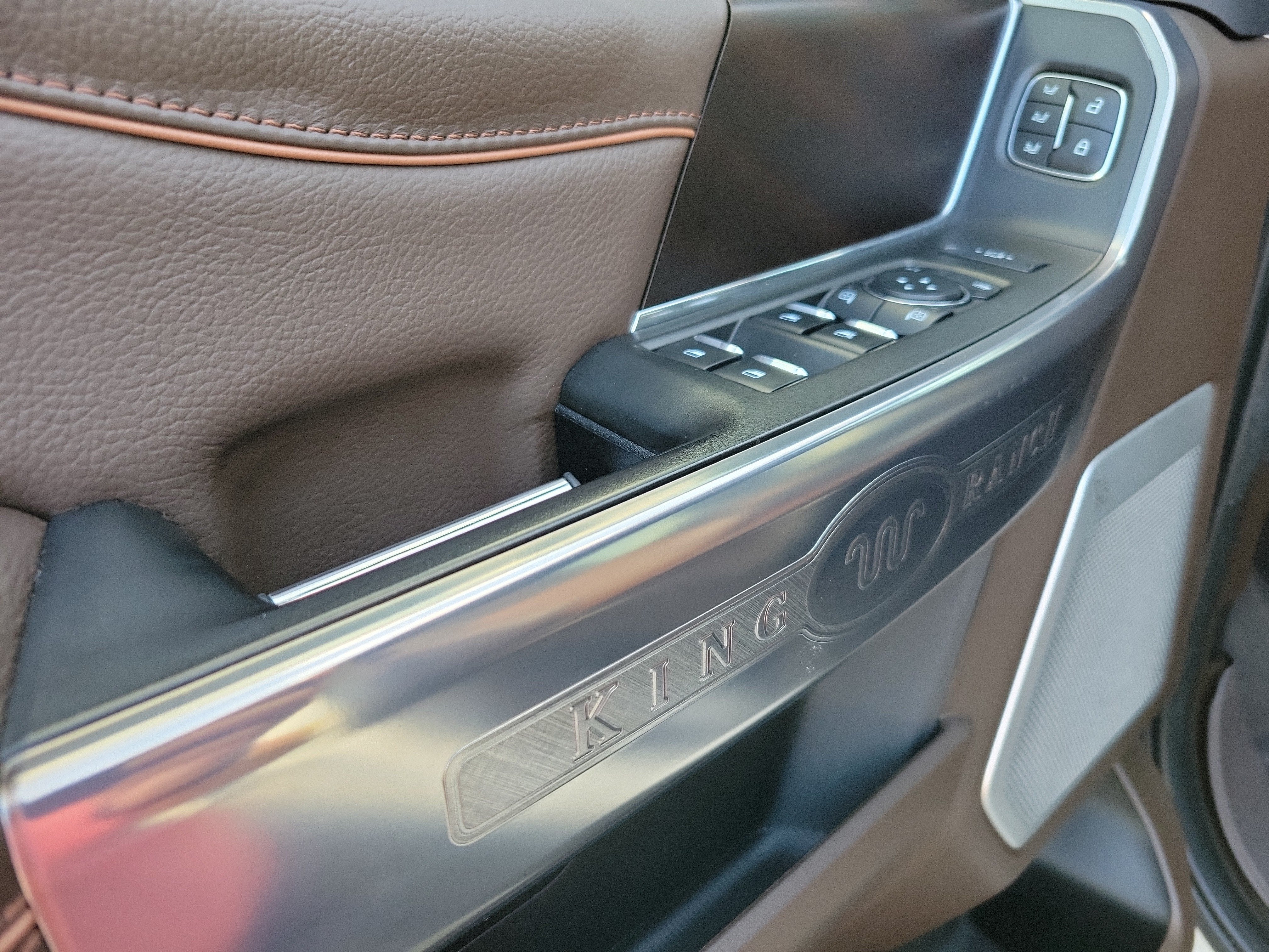 2024 Ford Super Duty F-350 SRW XL