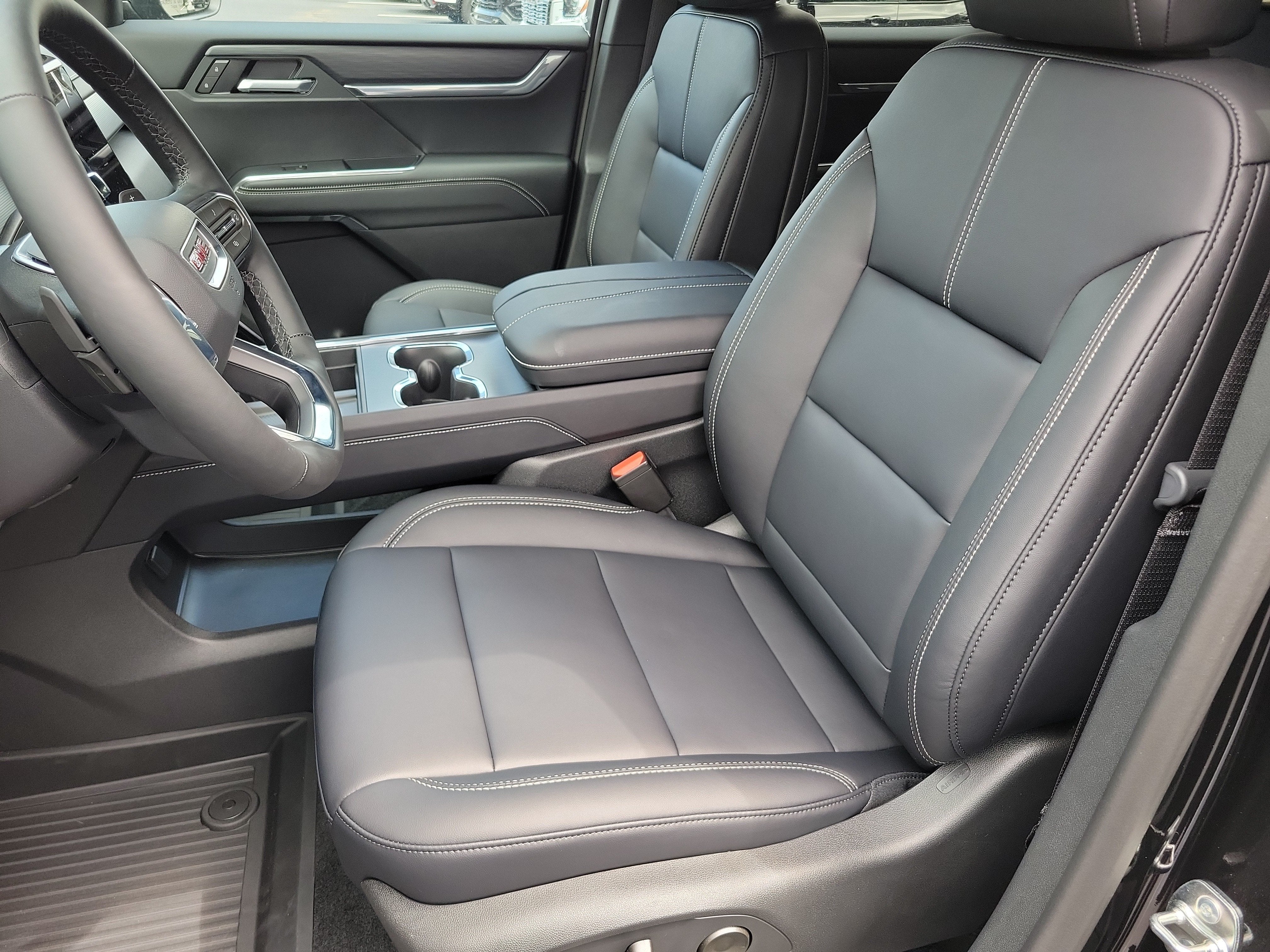 2026 GMC Acadia Elevation - Photo 12