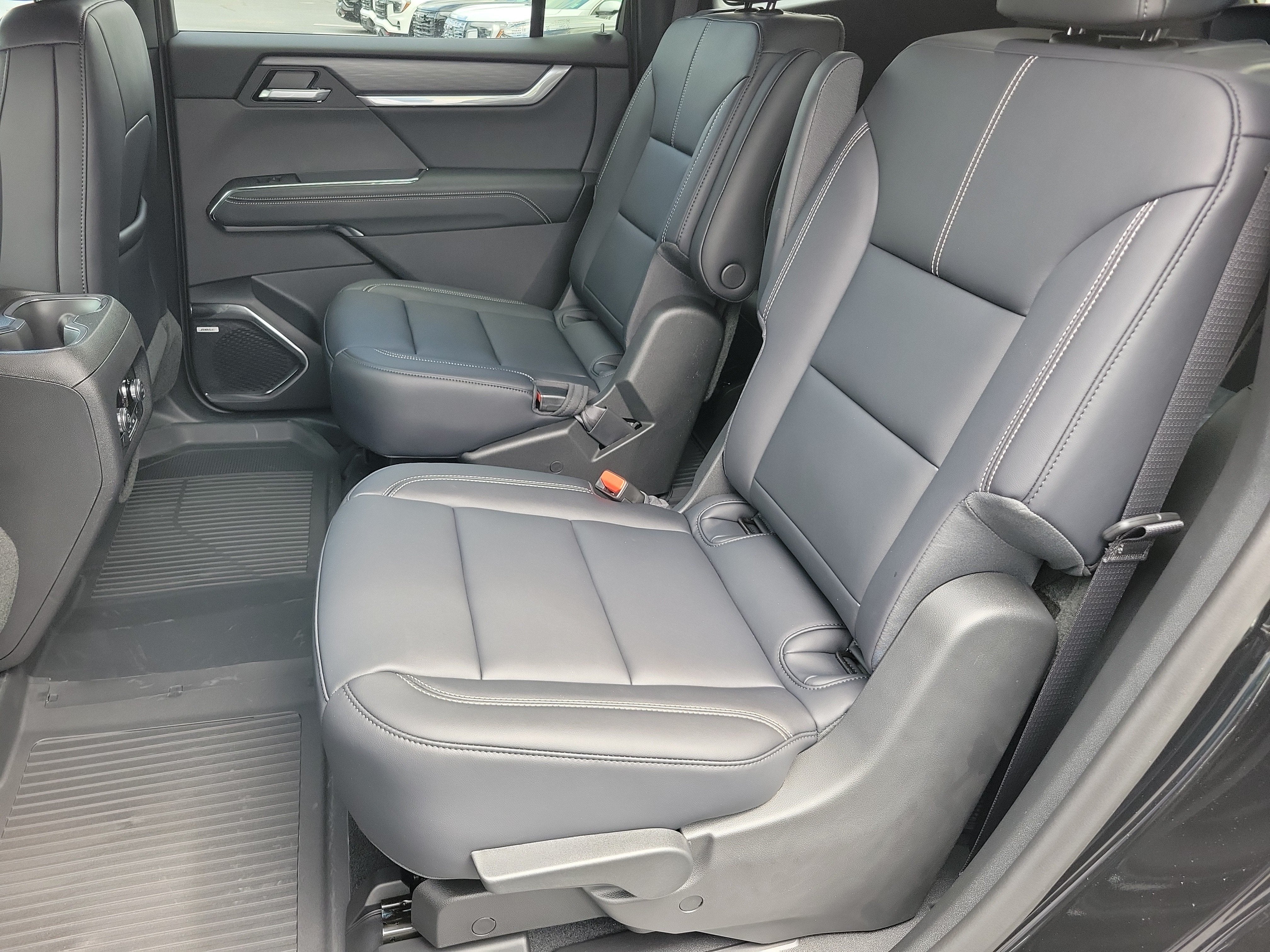 2026 GMC Acadia Elevation - Photo 15