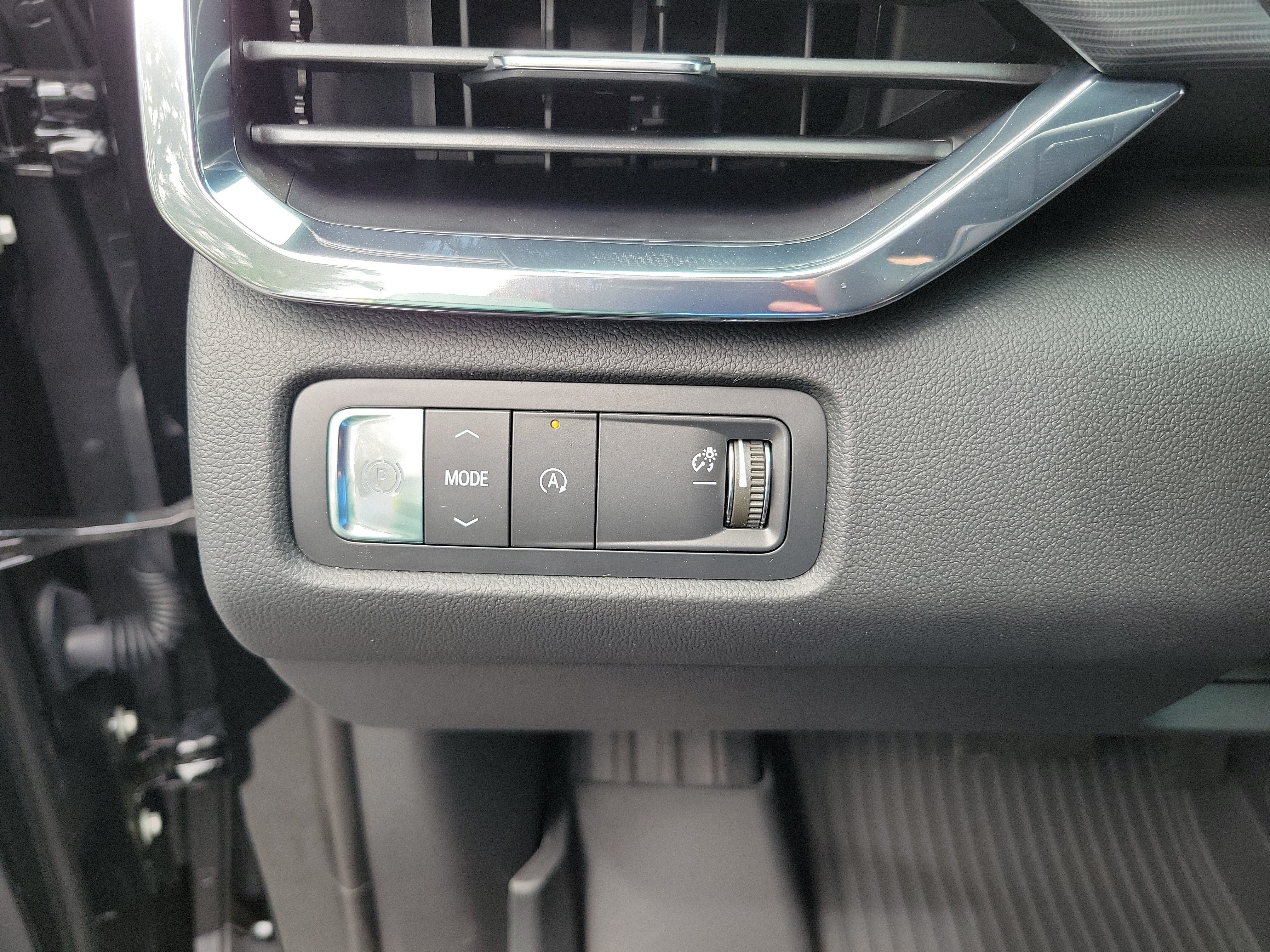 2026 GMC Acadia Elevation - Photo 25
