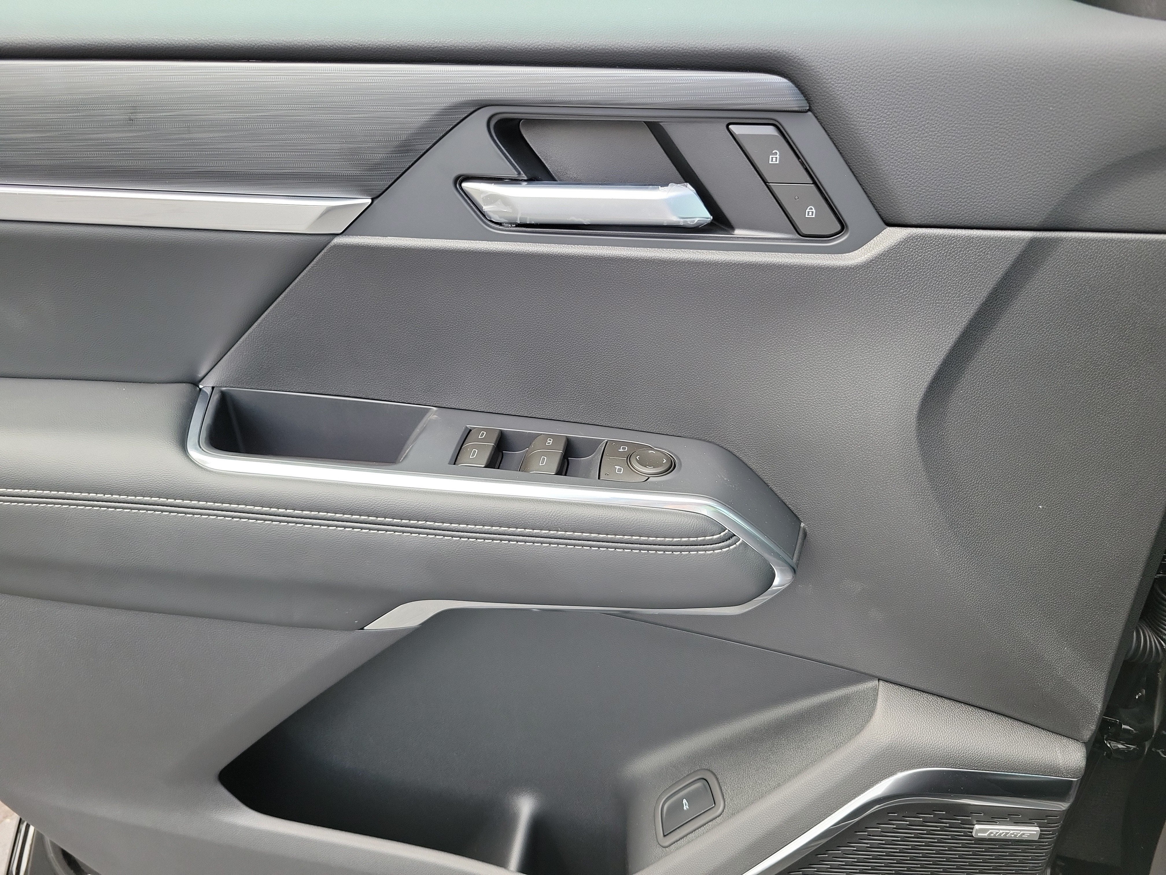 2026 GMC Acadia Elevation - Photo 26