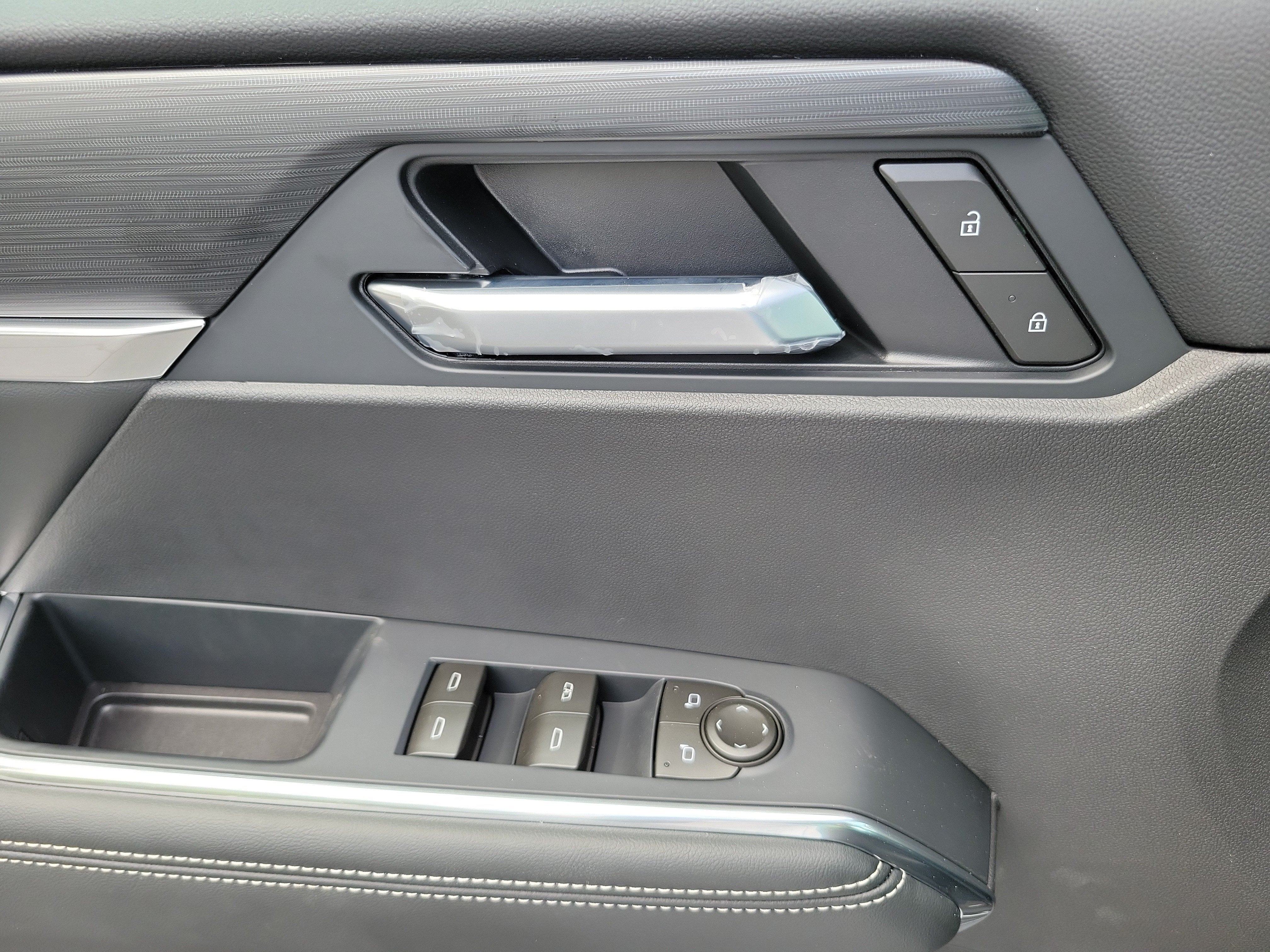 2026 GMC Acadia Elevation - Photo 27