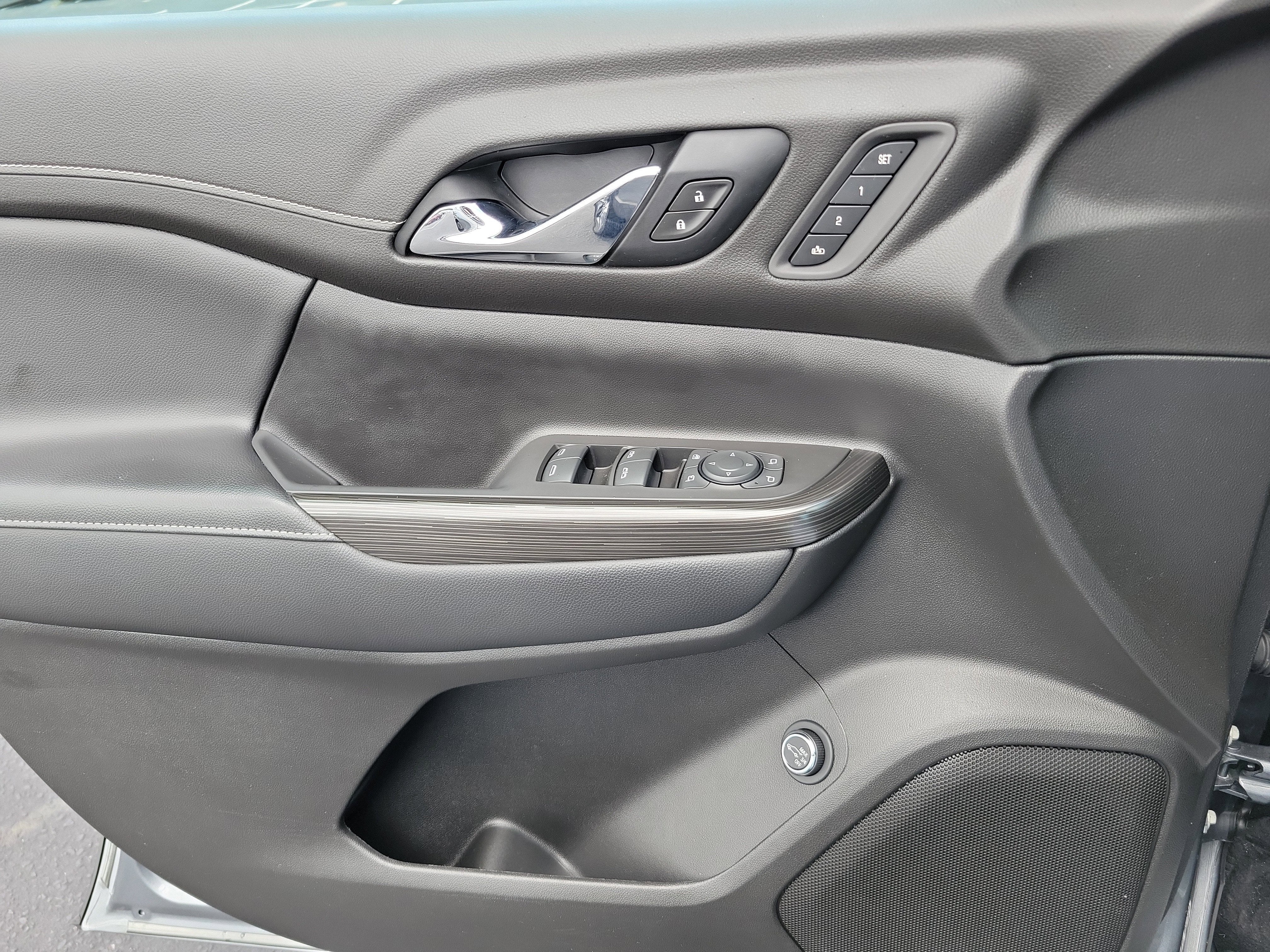 2021 GMC Acadia SLT