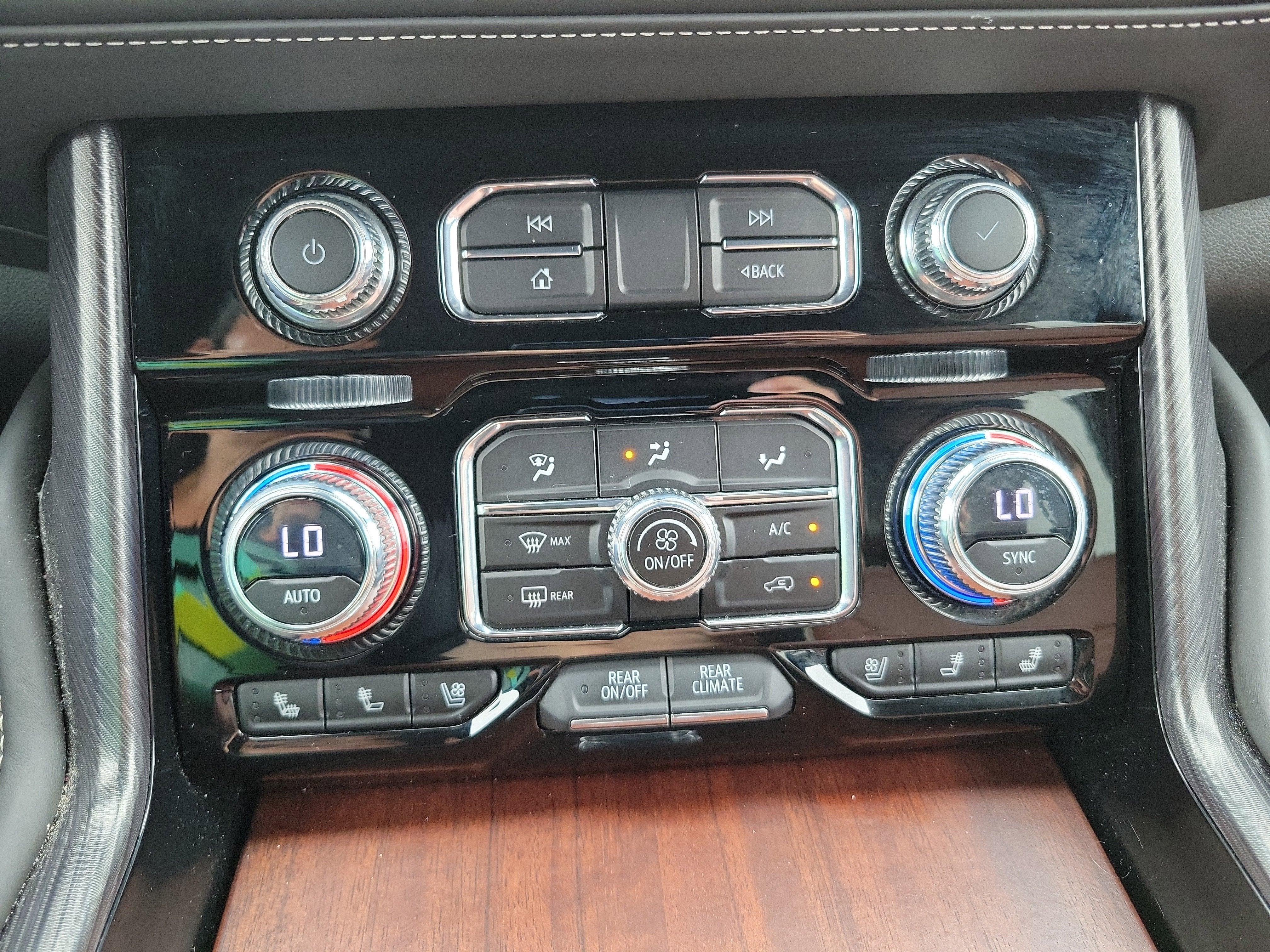 2023 GMC Yukon Denali Ultimate