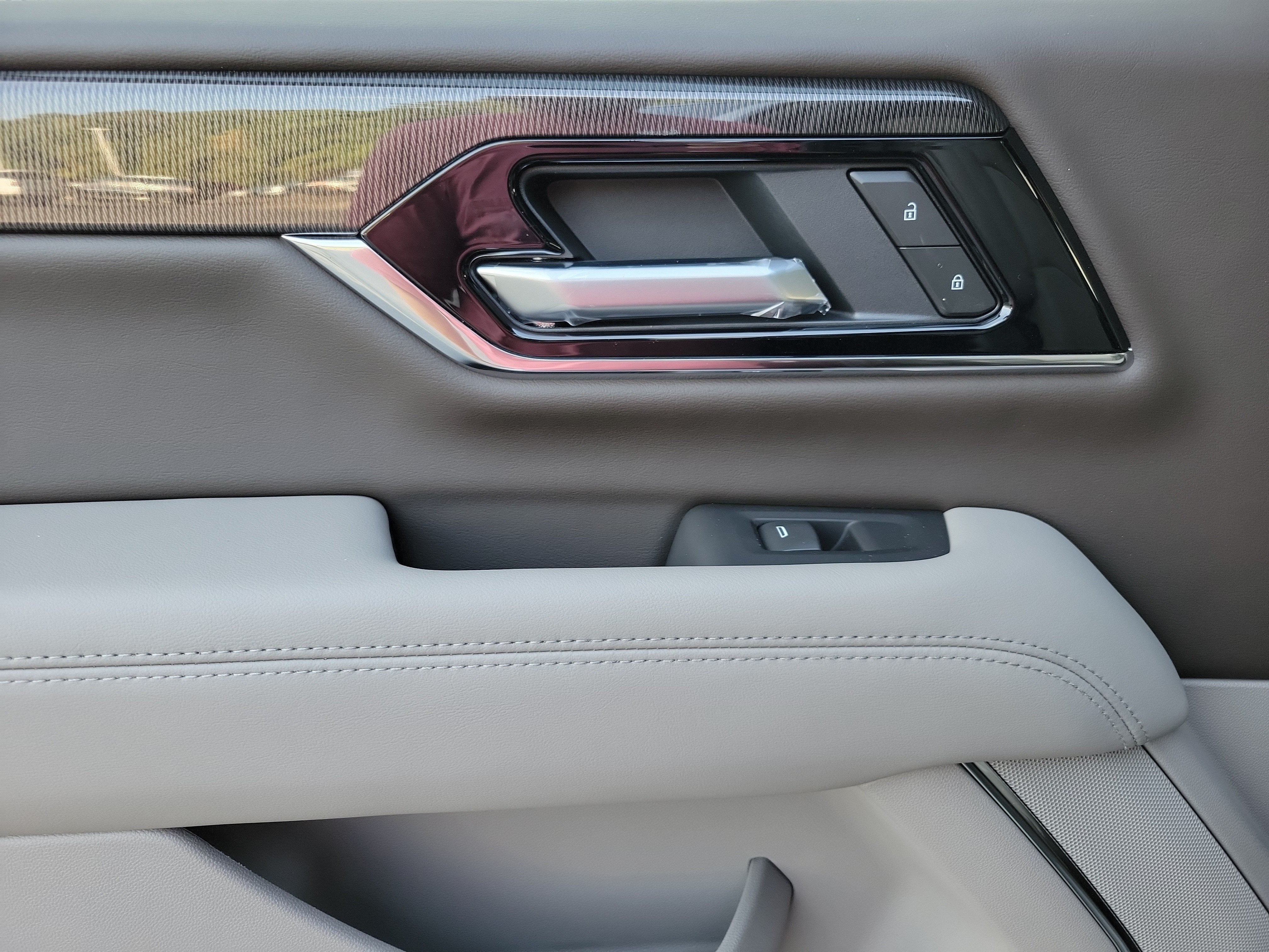 2026 GMC Yukon XL Elevation - Photo 17