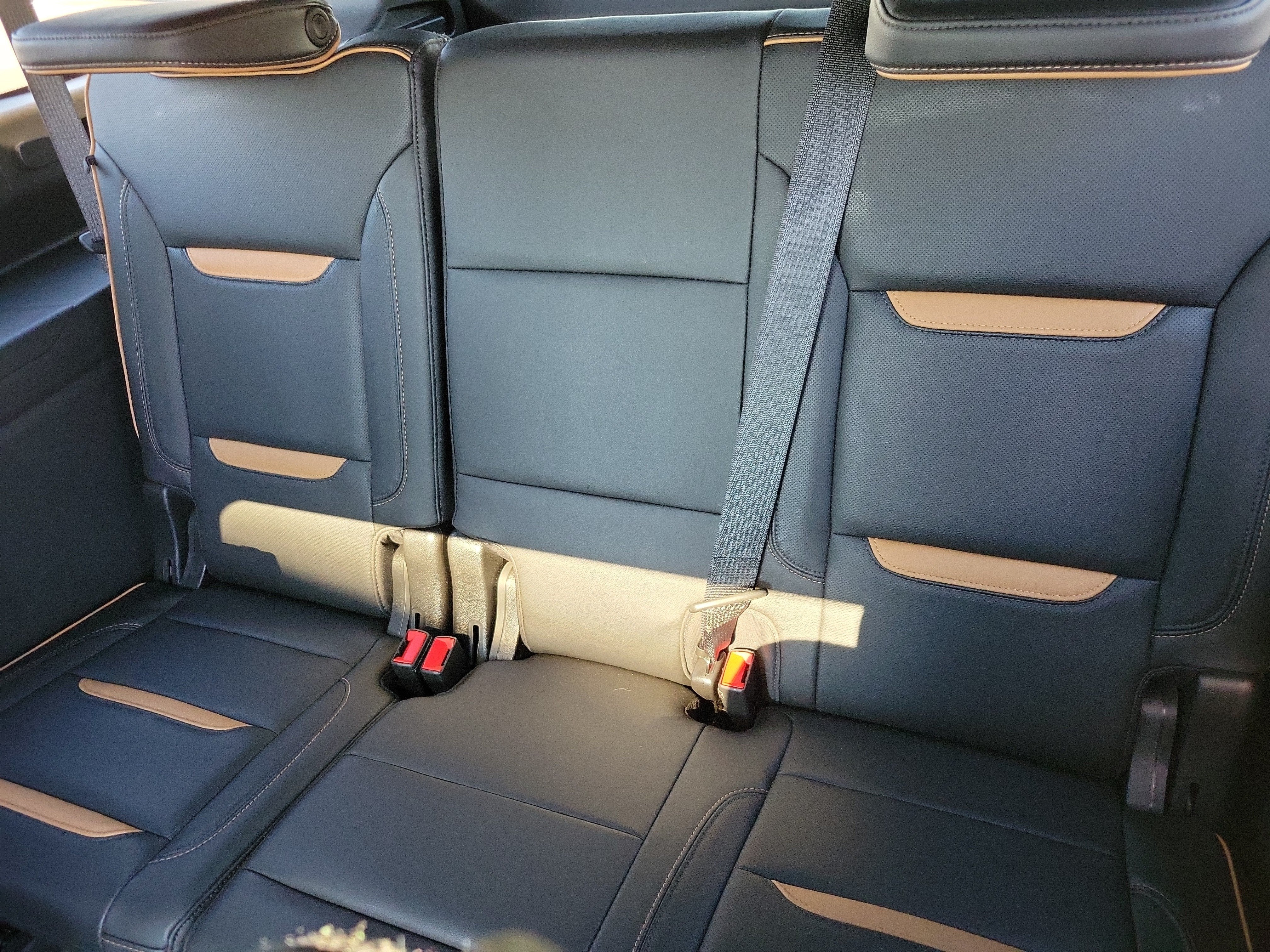 2021 GMC Yukon XL AT4