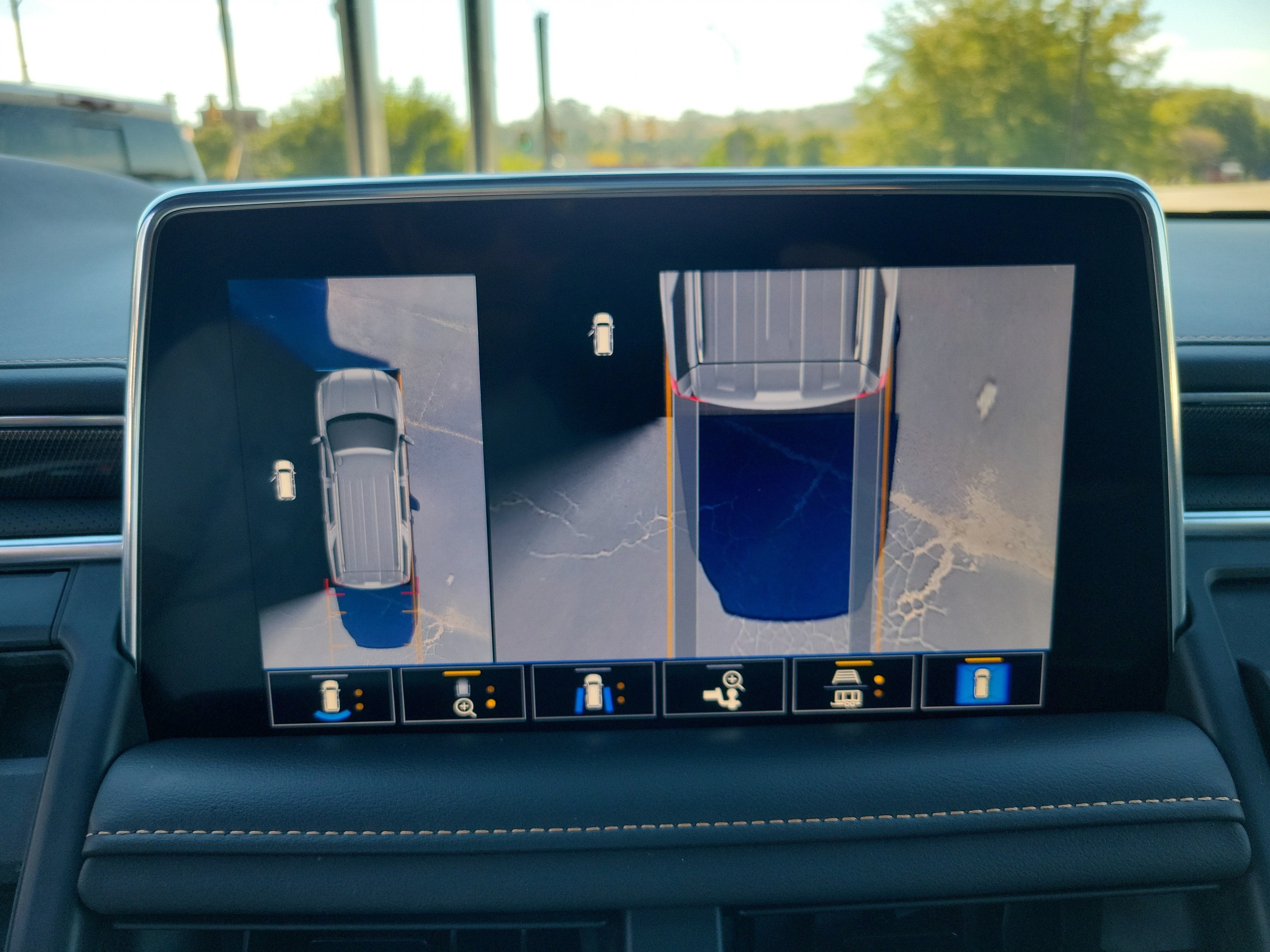 2021 GMC Yukon XL AT4
