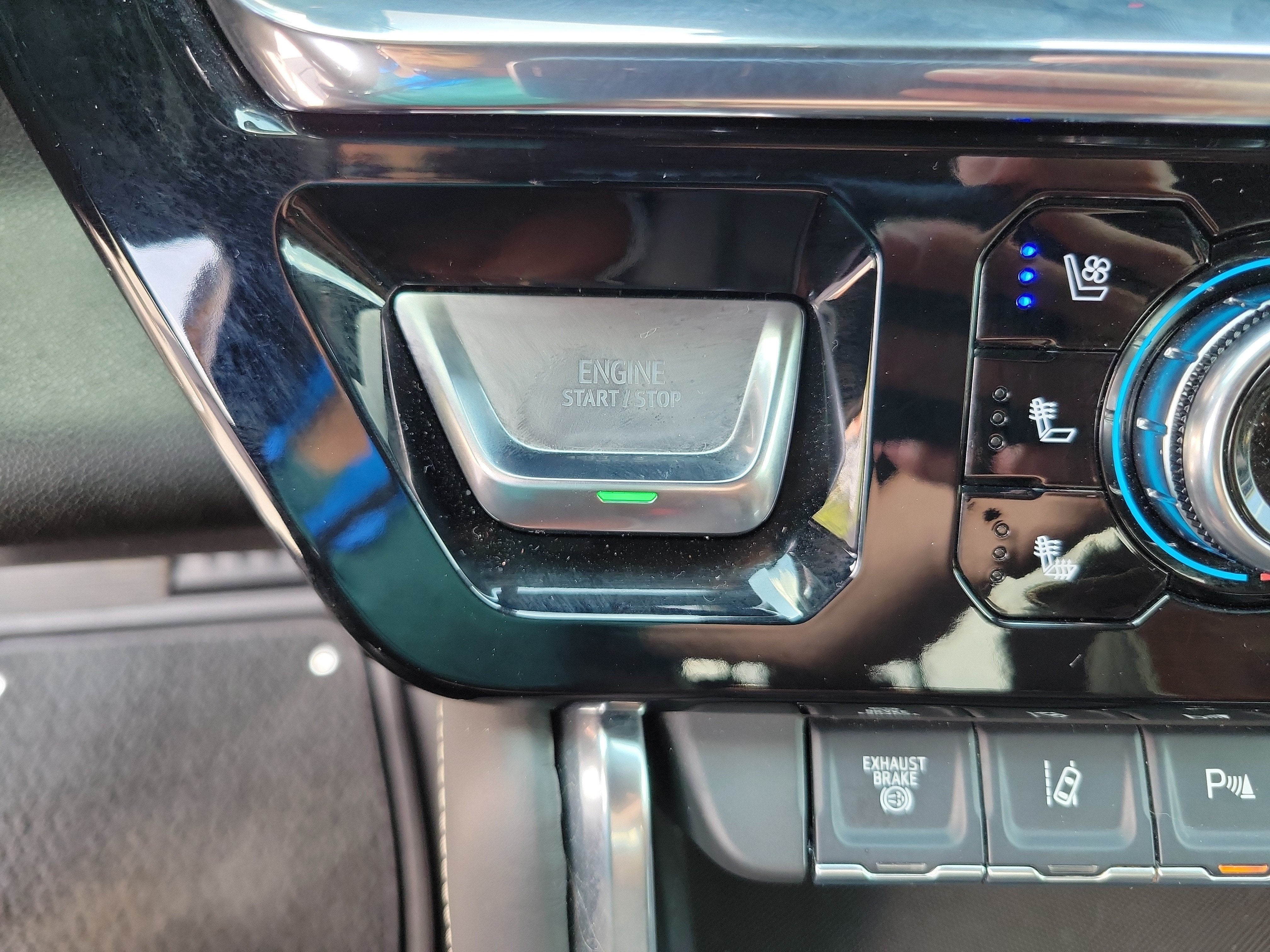 2025 GMC Sierra 2500 HD Denali Ultimate