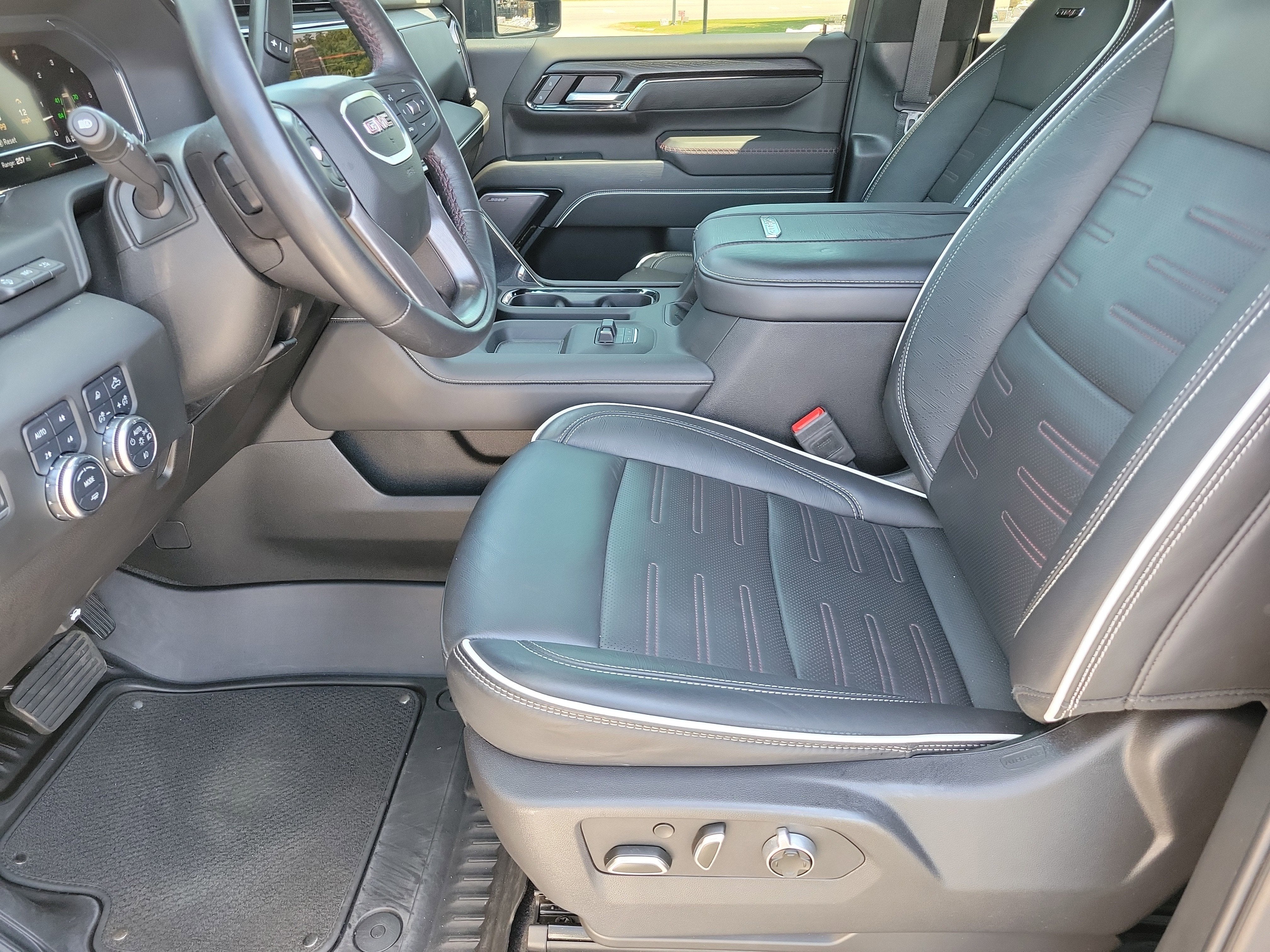 2025 GMC Sierra 2500 HD AT4X