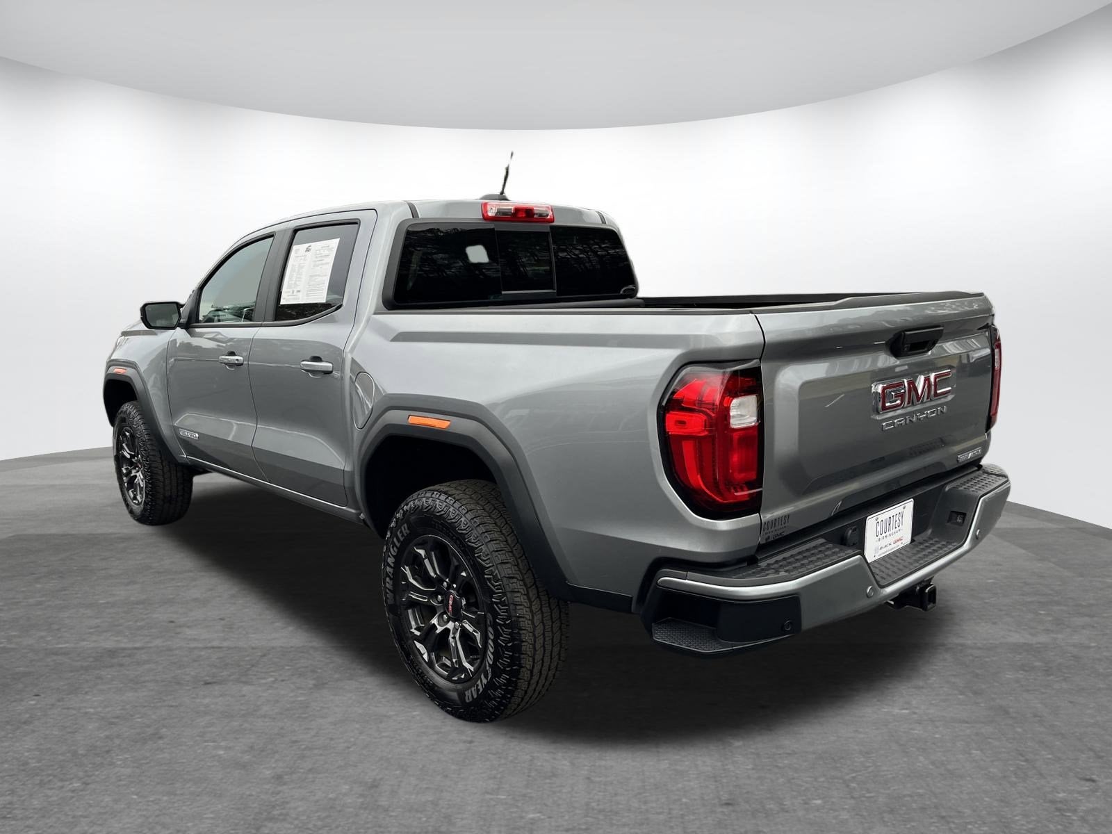 2025 GMC Canyon Elevation