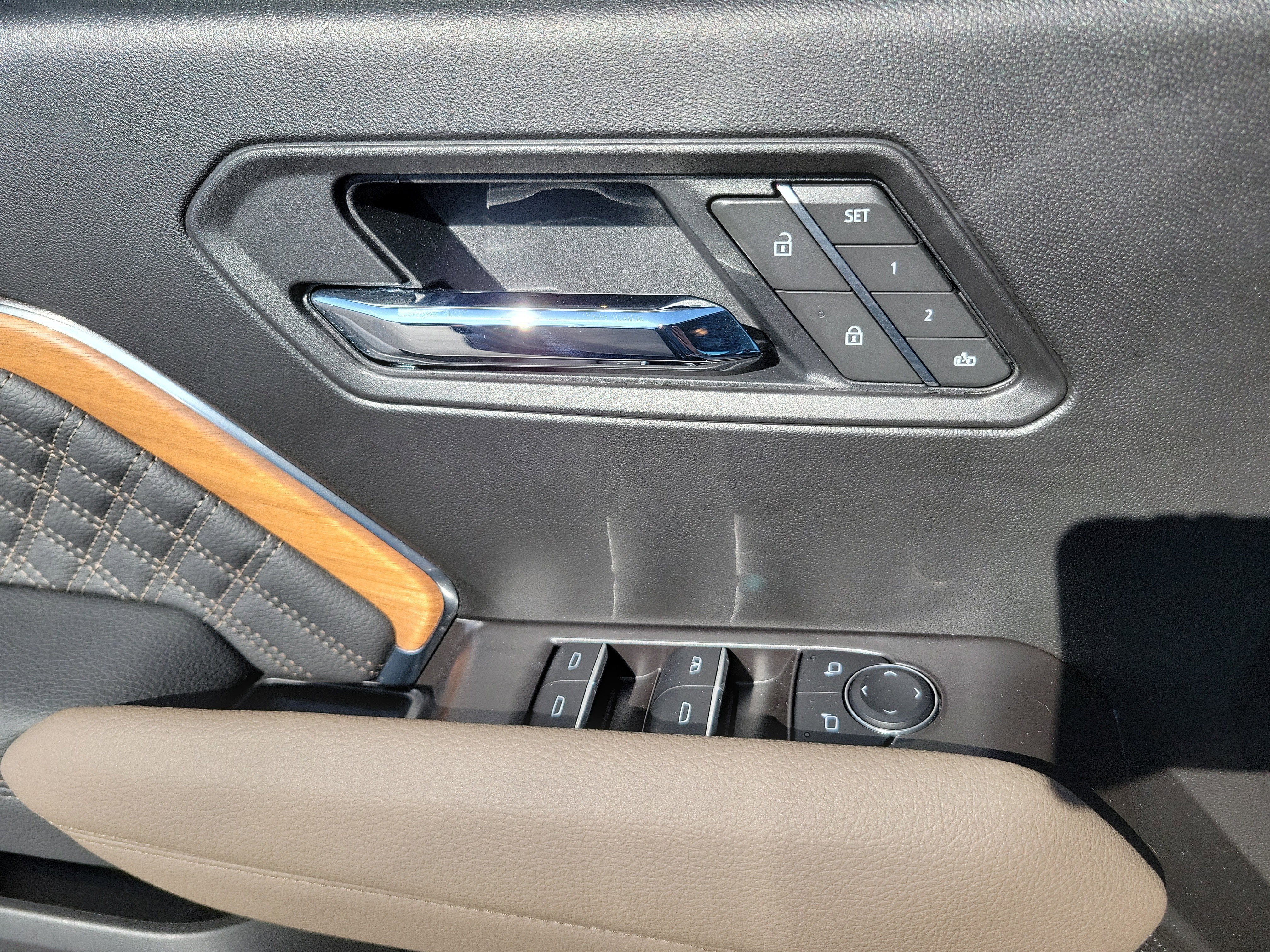 2025 GMC Canyon Denali