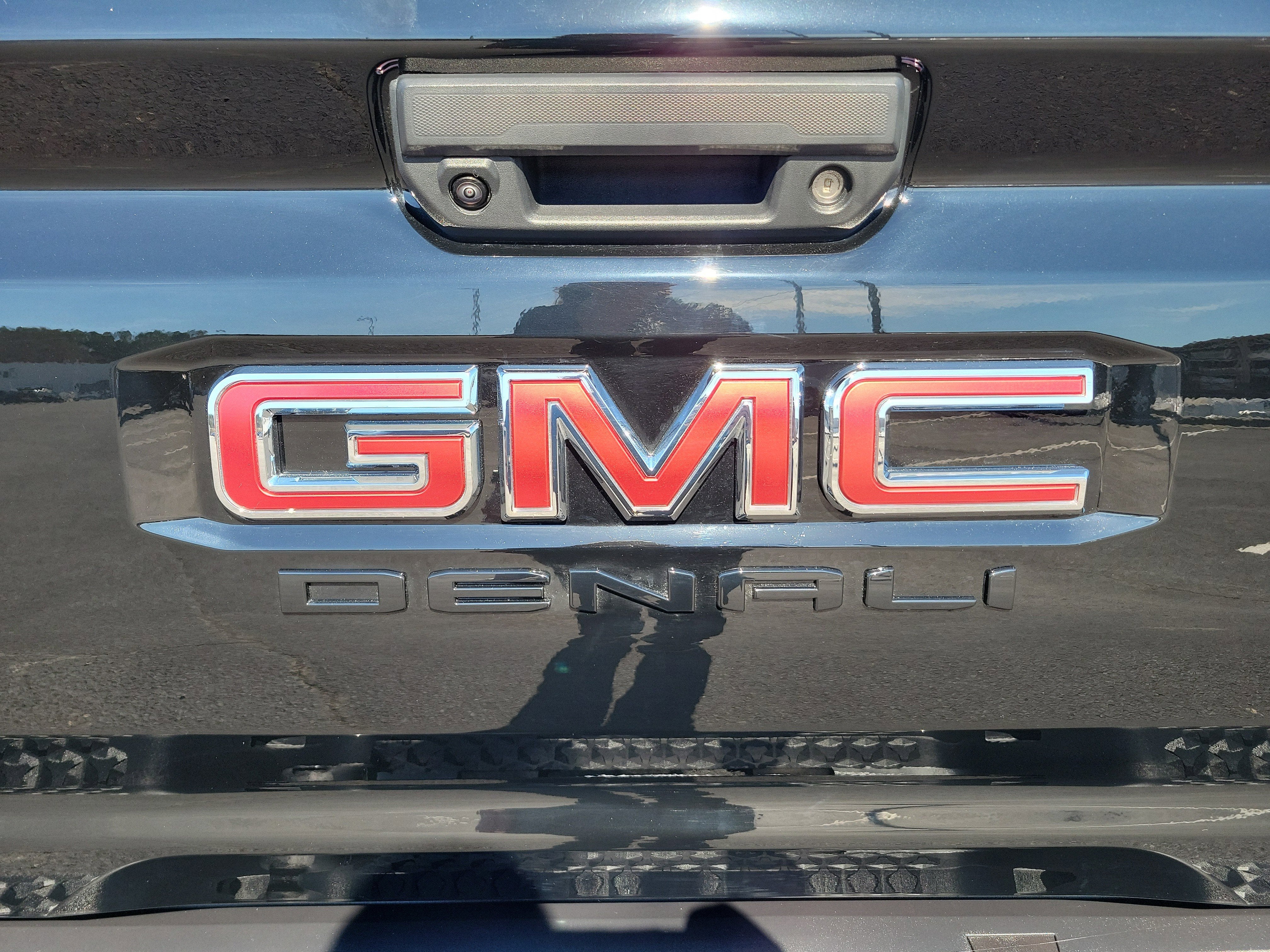 2025 GMC Canyon Denali