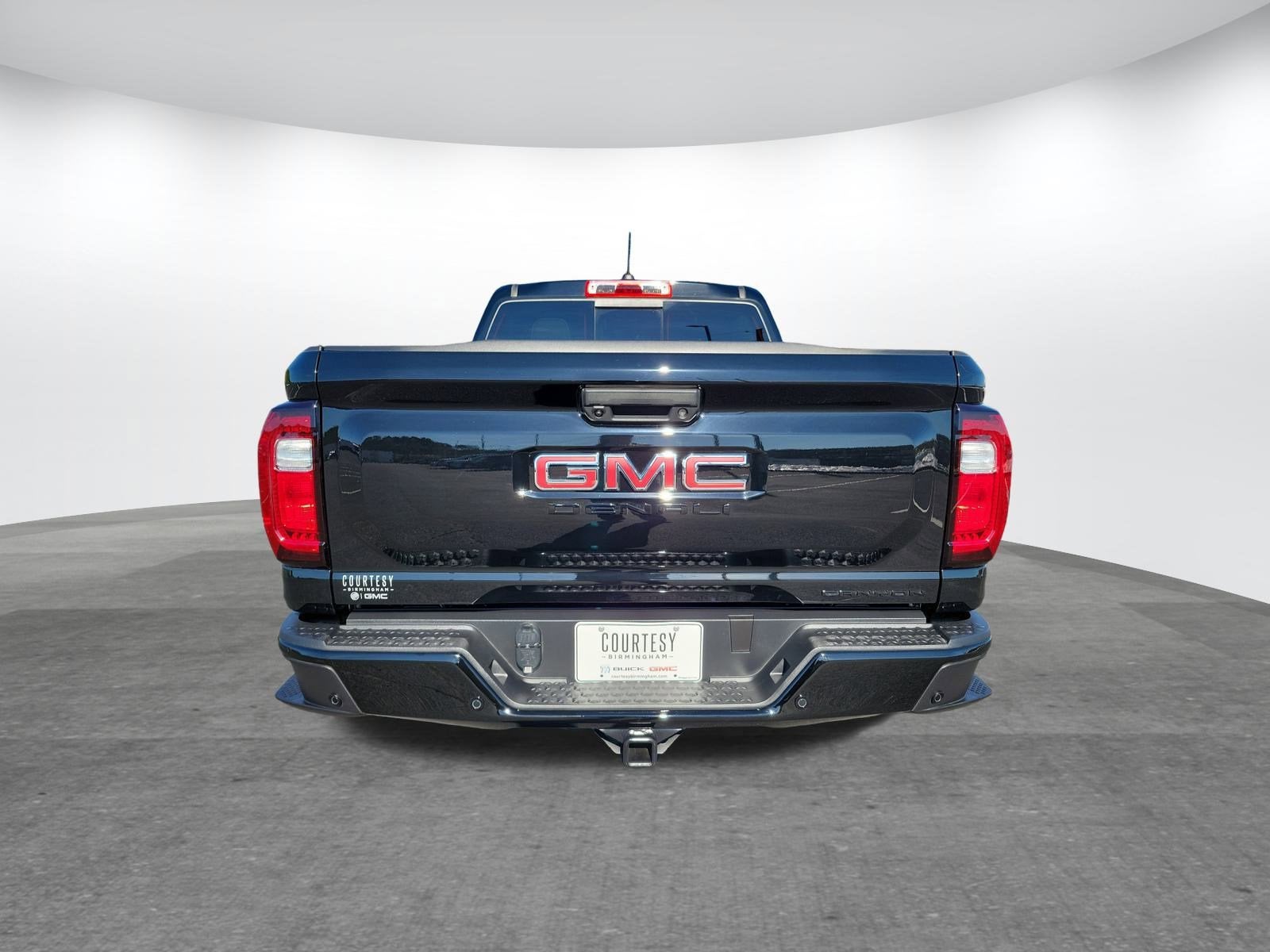 2025 GMC Canyon Denali
