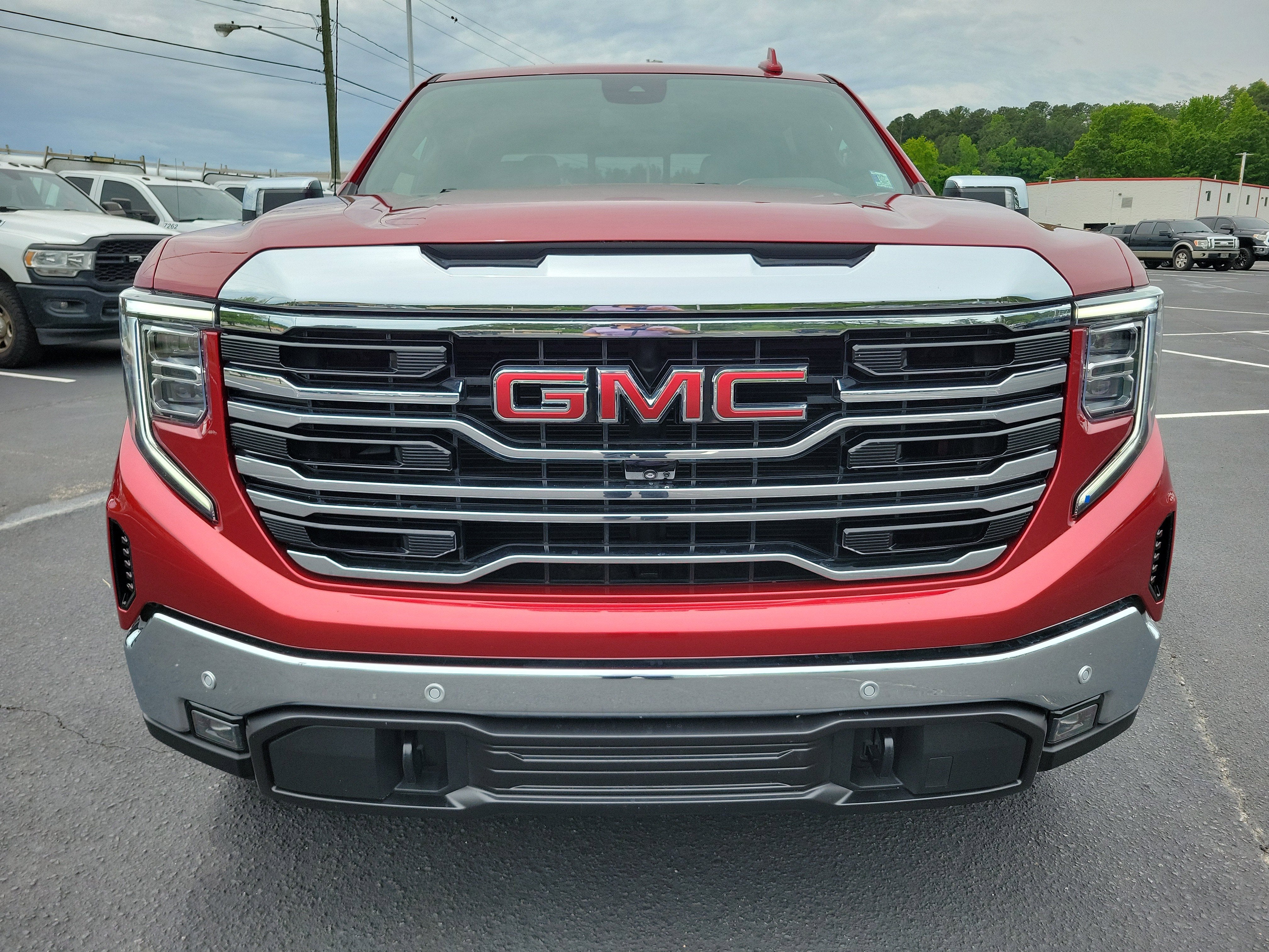2024 GMC Sierra 1500 SLT