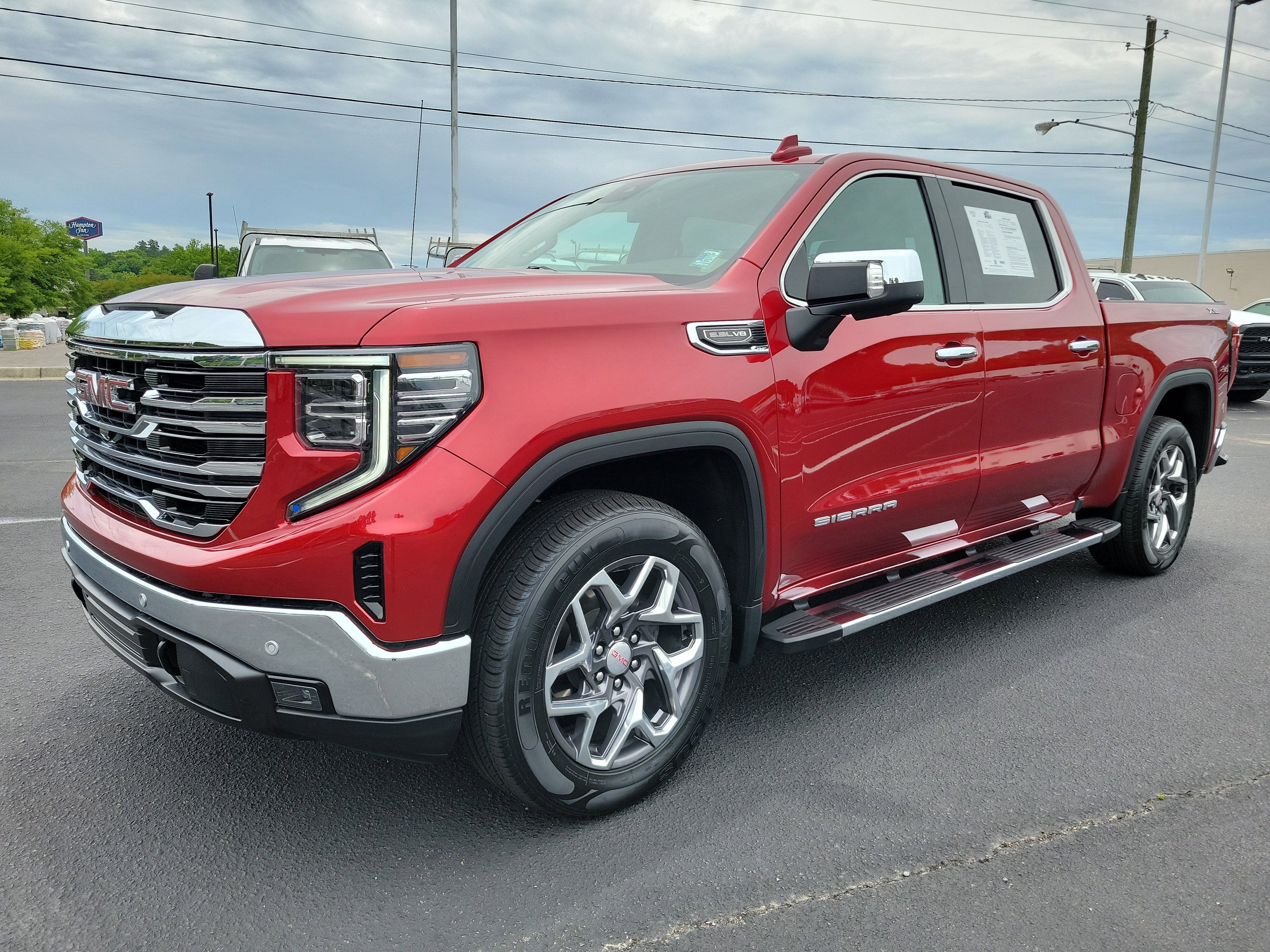 2024 GMC Sierra 1500 SLT