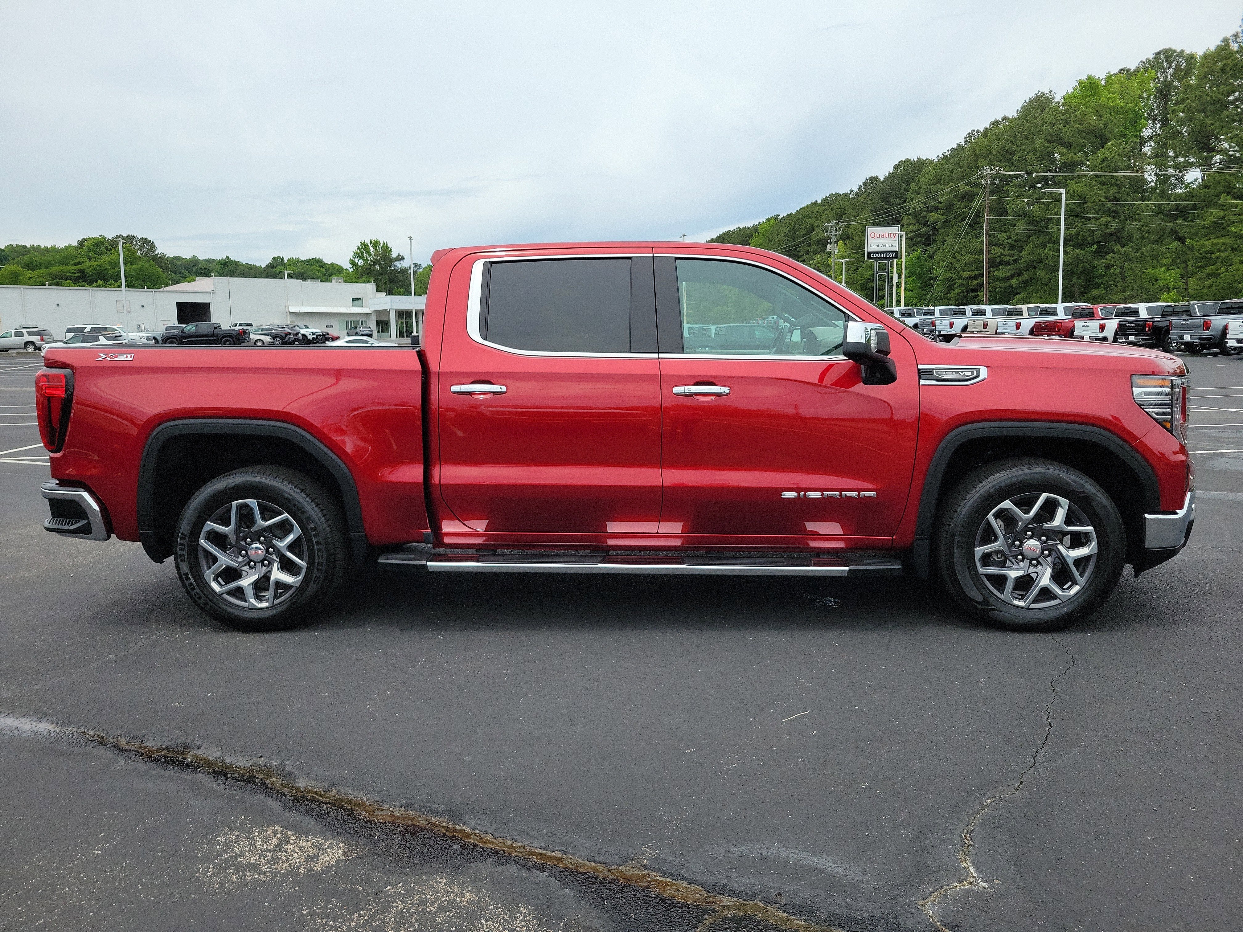 2024 GMC Sierra 1500 SLT