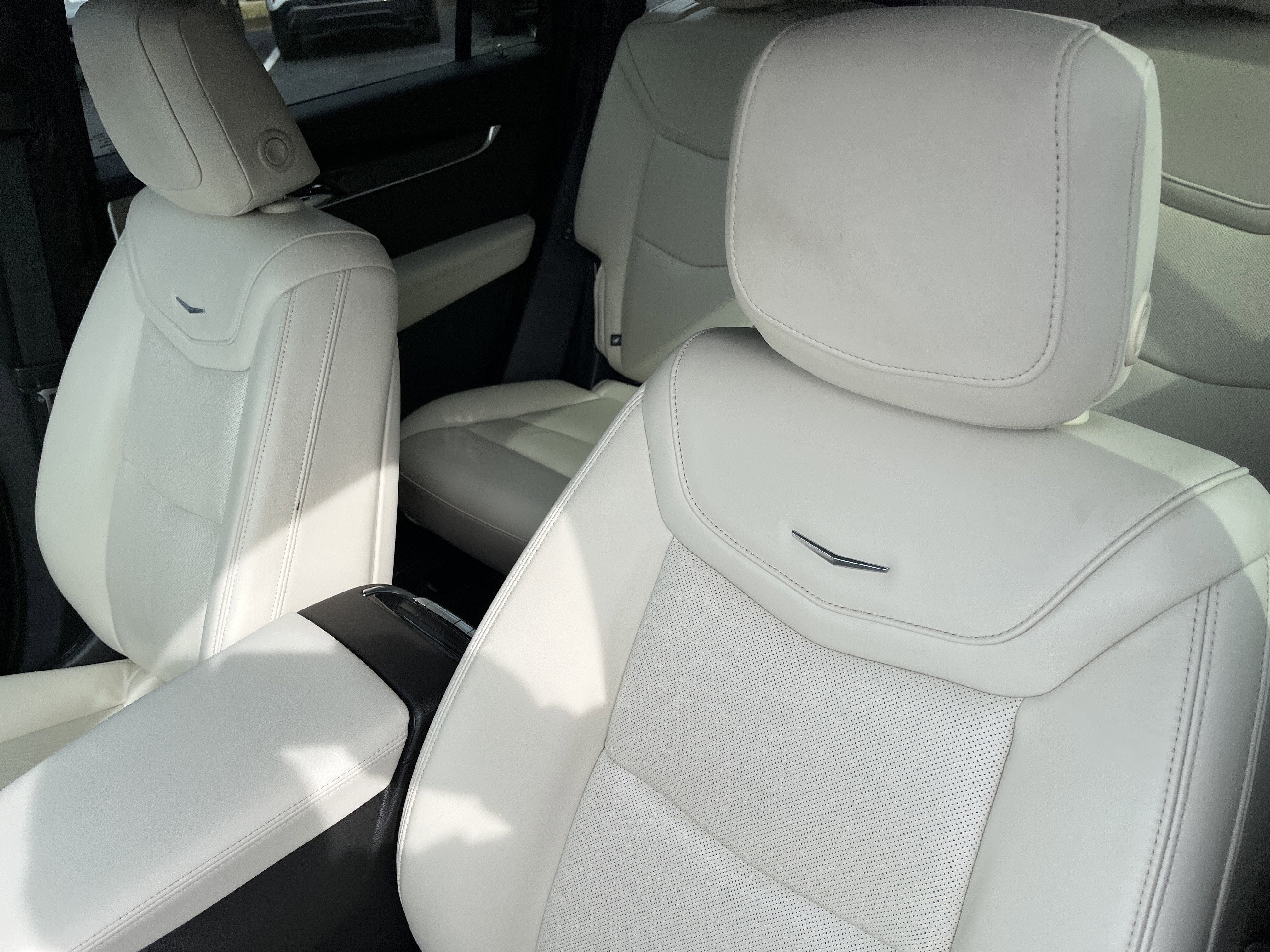 2023 Cadillac XT6 Sport