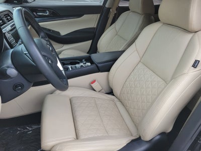 2022 Nissan Maxima Platinum