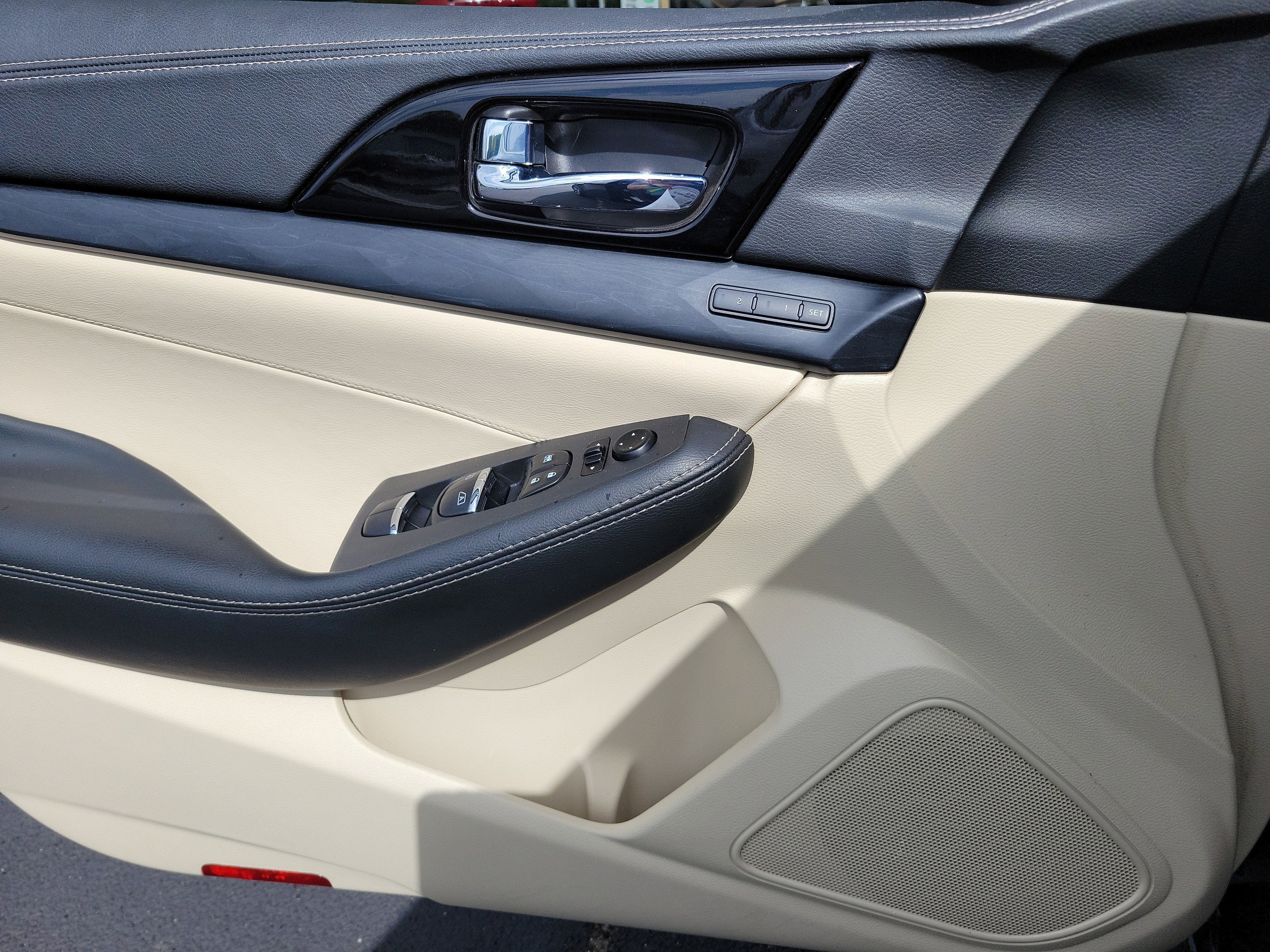 2022 Nissan Maxima Platinum