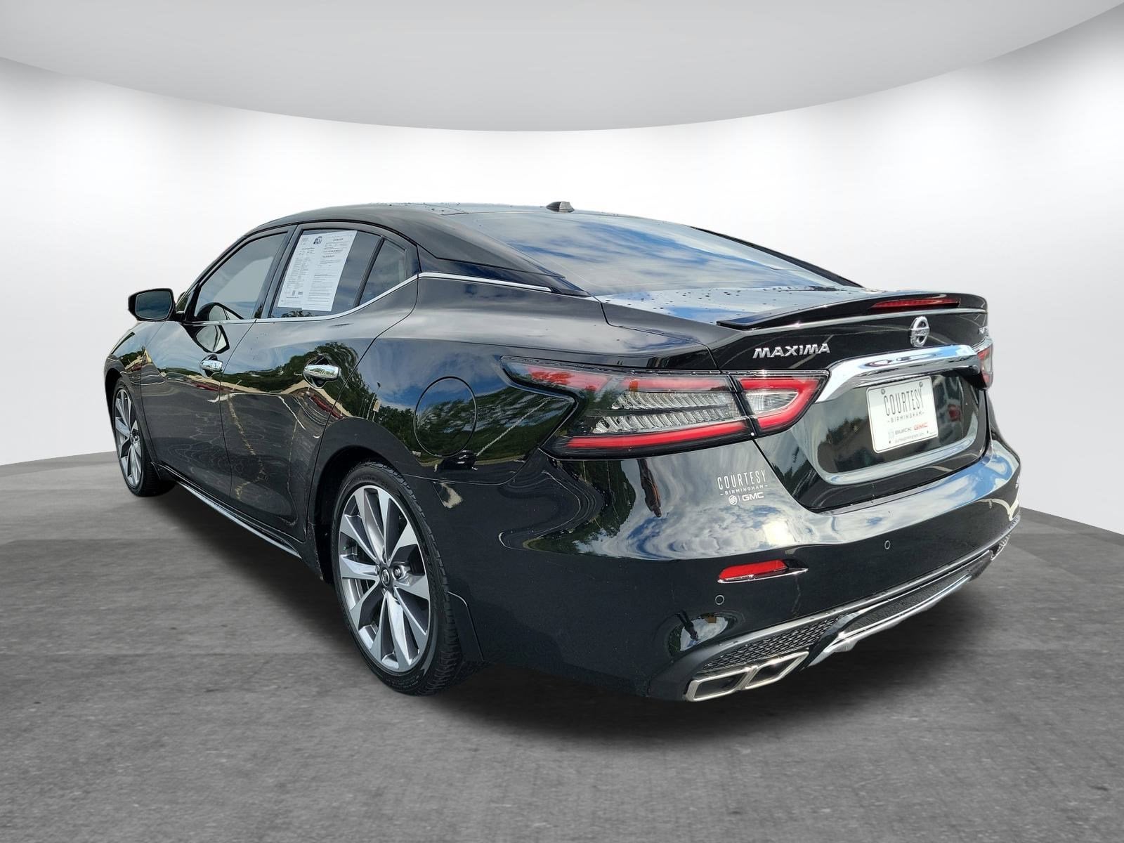 2022 Nissan Maxima Platinum