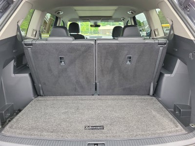 2023 Volkswagen Atlas 3.6L V6 SEL R-Line Black