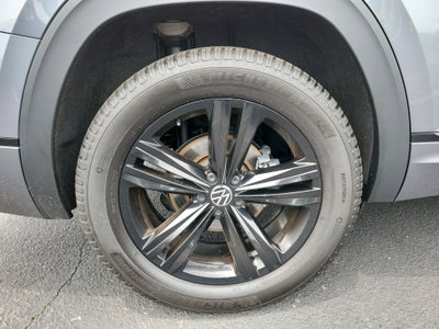 2023 Volkswagen Atlas 3.6L V6 SEL R-Line Black