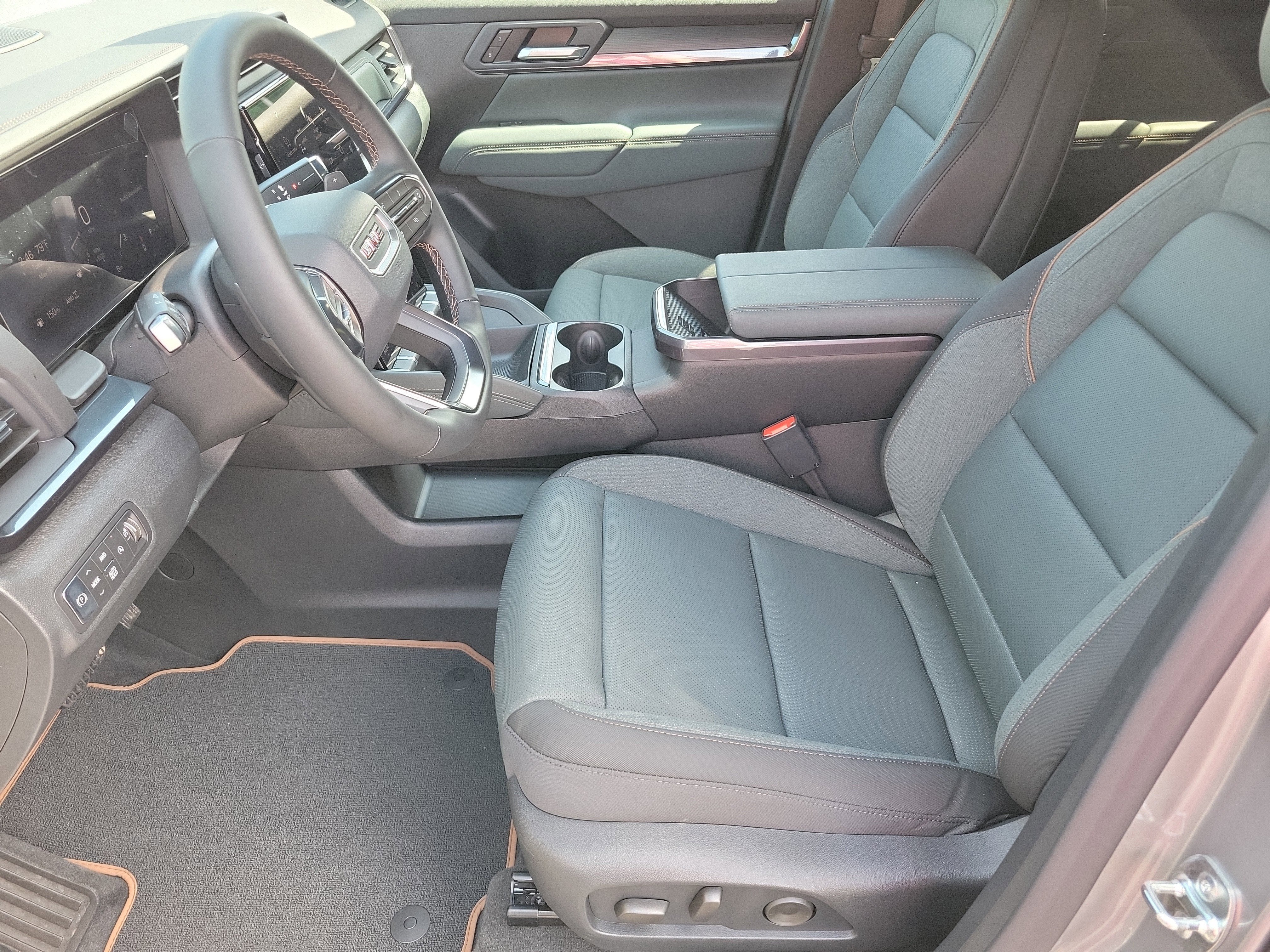 2026 GMC Terrain AT4 - Photo 11