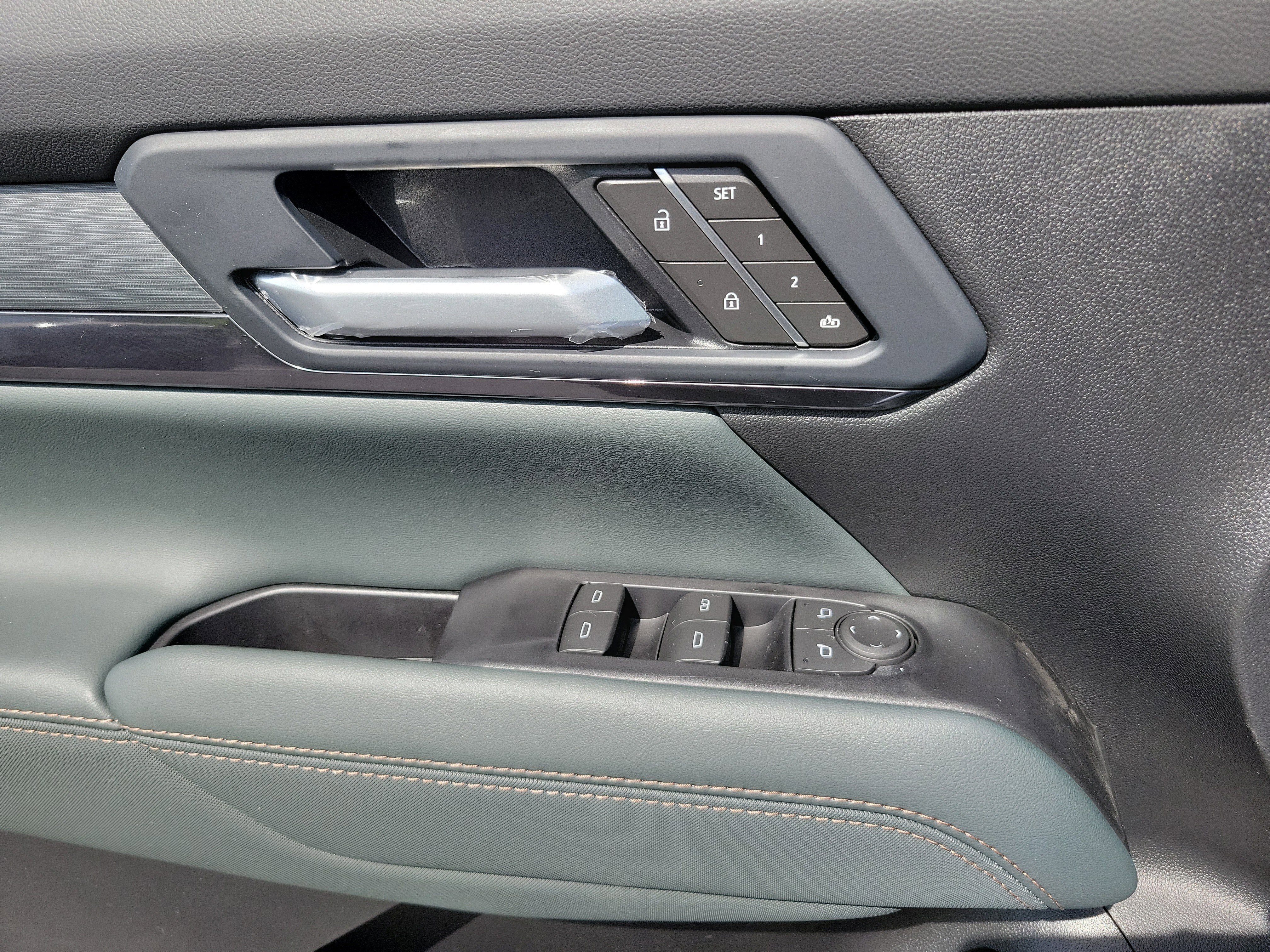 2026 GMC Terrain AT4 - Photo 27