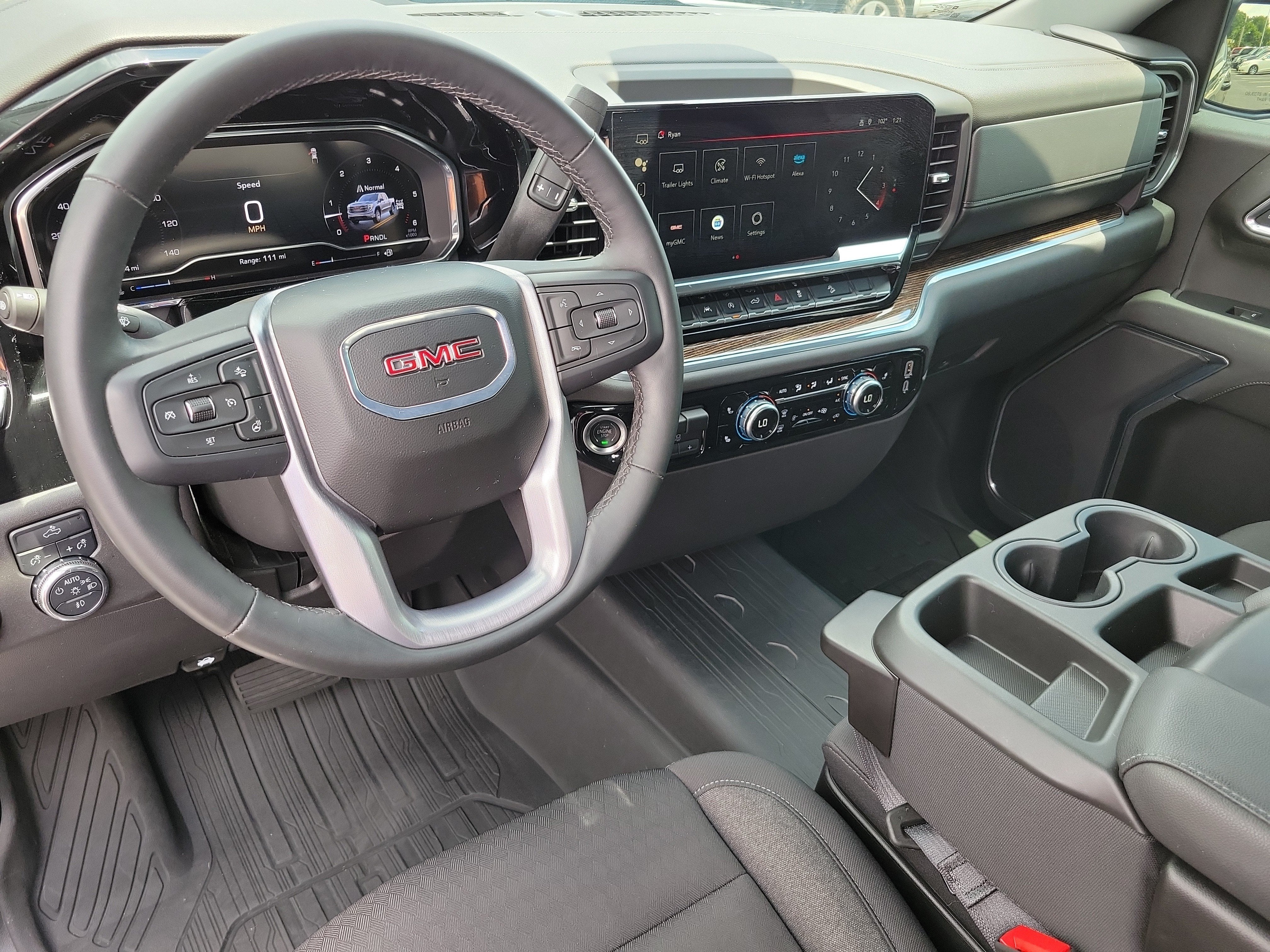 2024 GMC Sierra 1500 Elevation