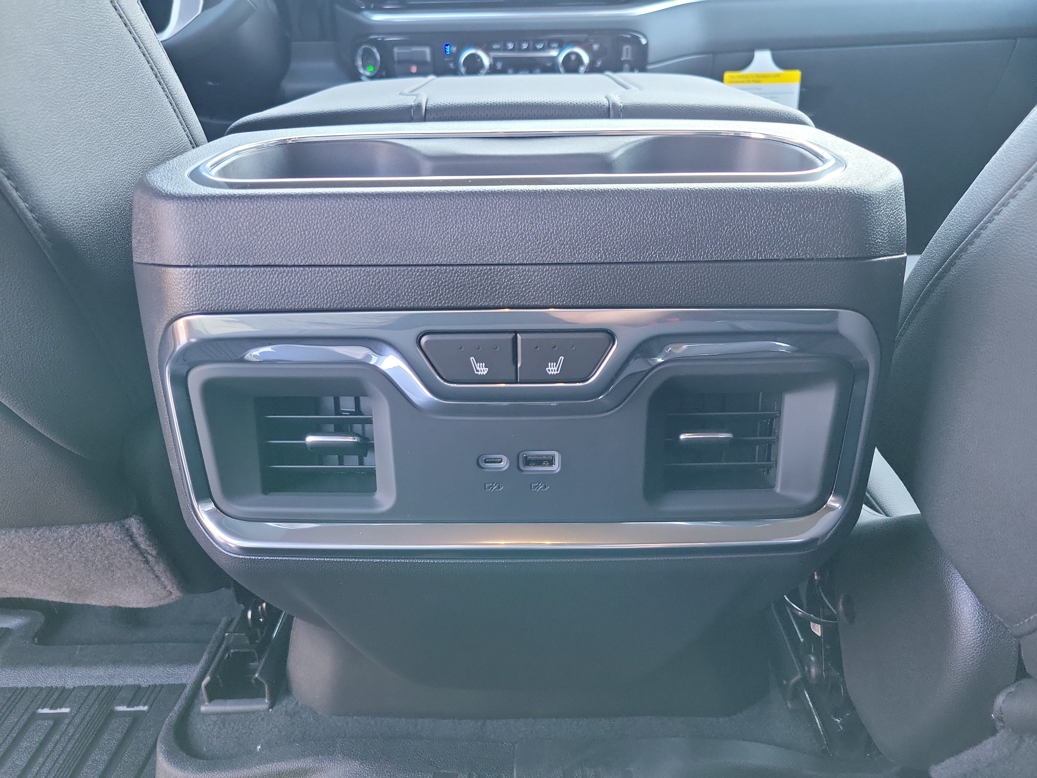 2026 GMC Sierra 1500 SLT - Photo 16