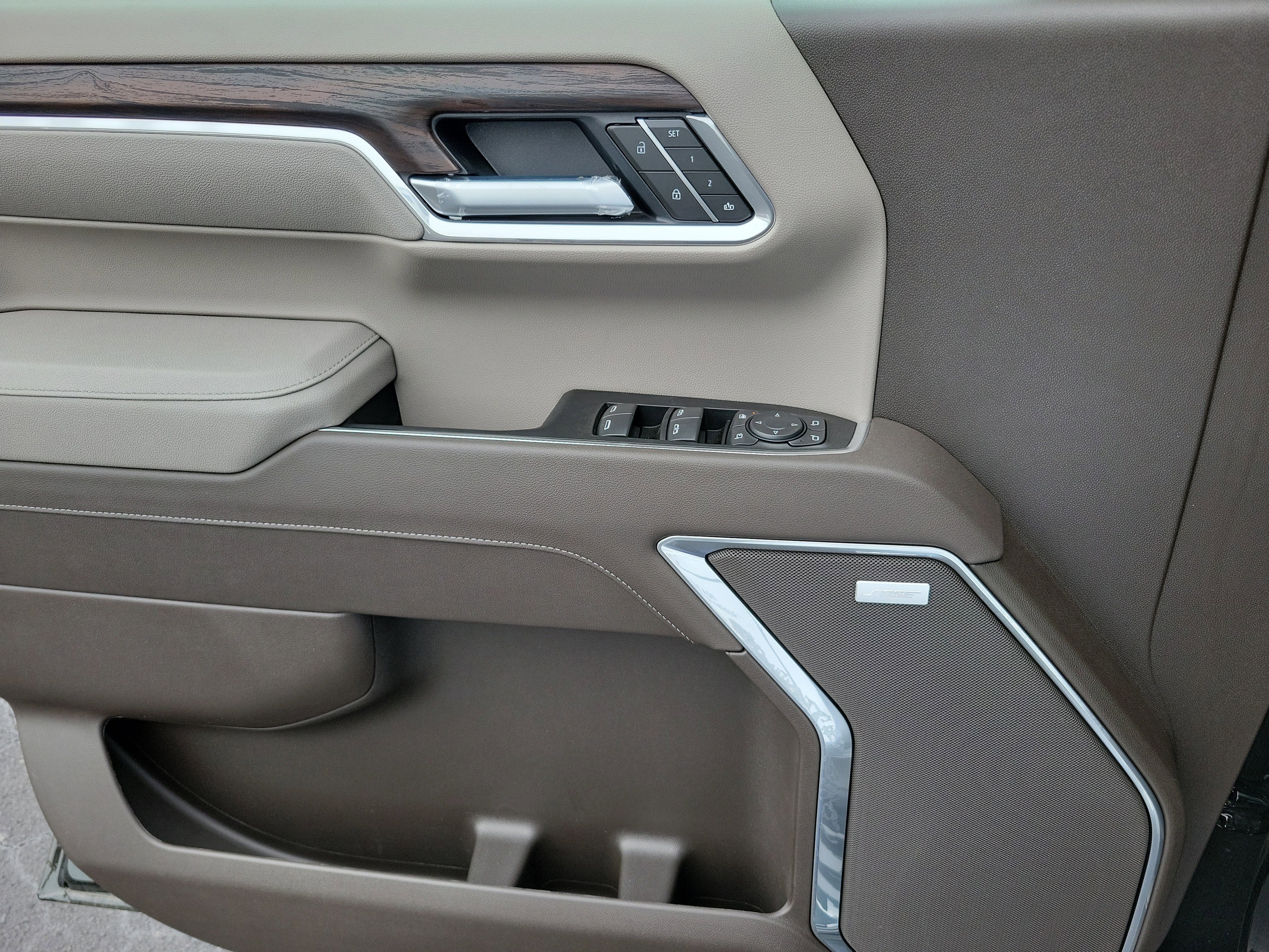 2026 GMC Sierra 1500 SLT - Photo 27