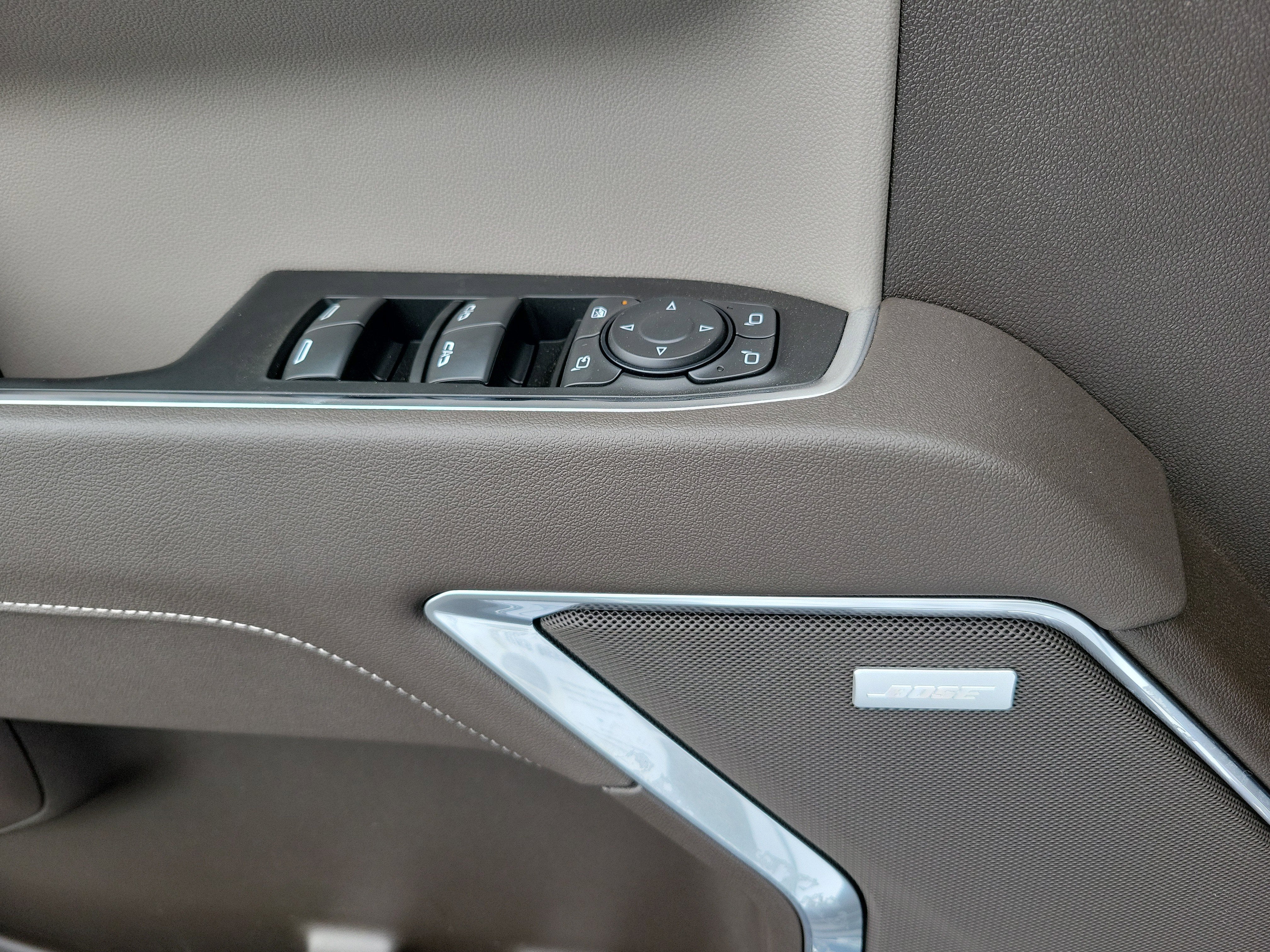 2026 GMC Sierra 1500 SLT - Photo 28