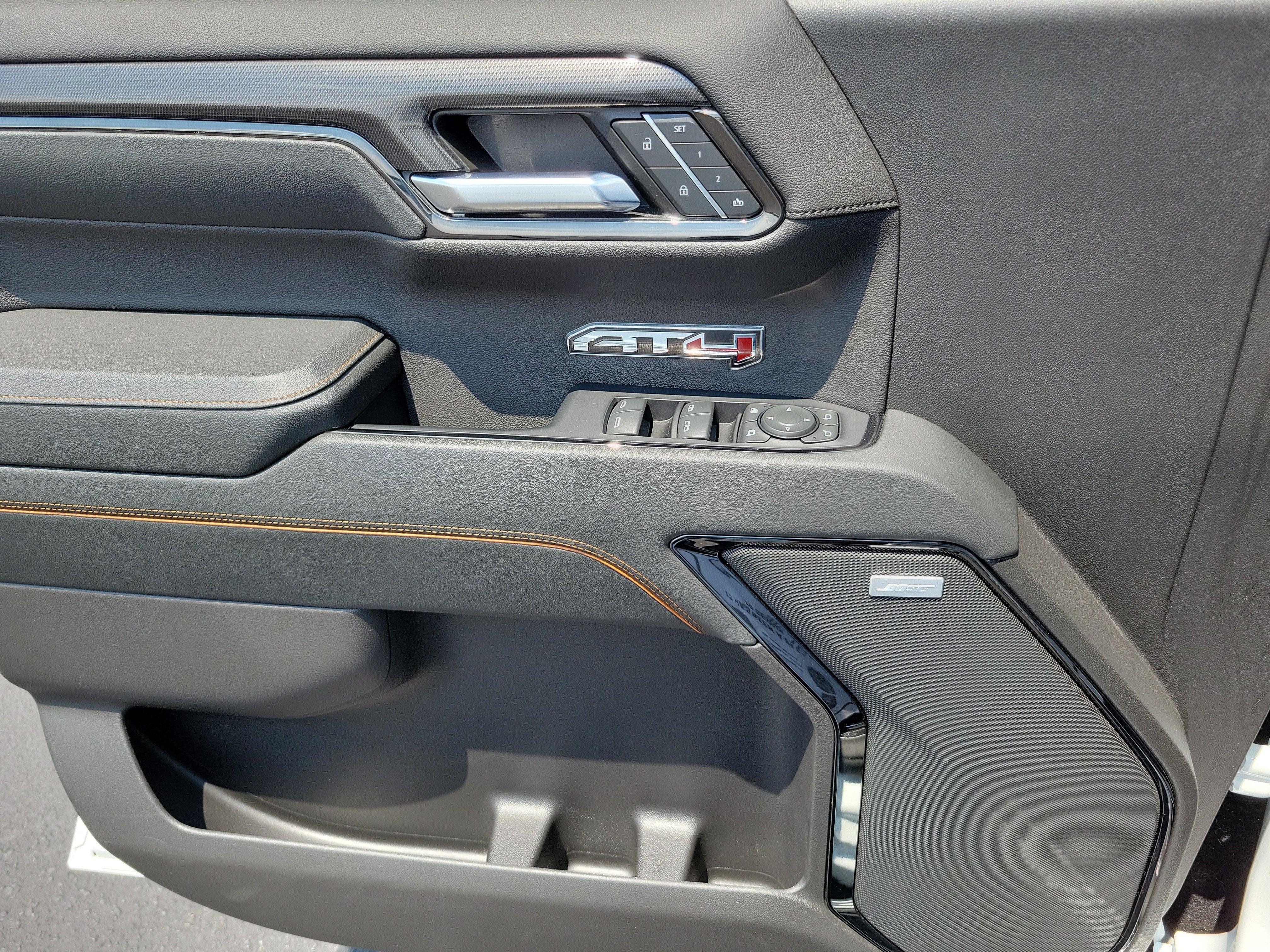 2023 GMC Sierra 1500 AT4