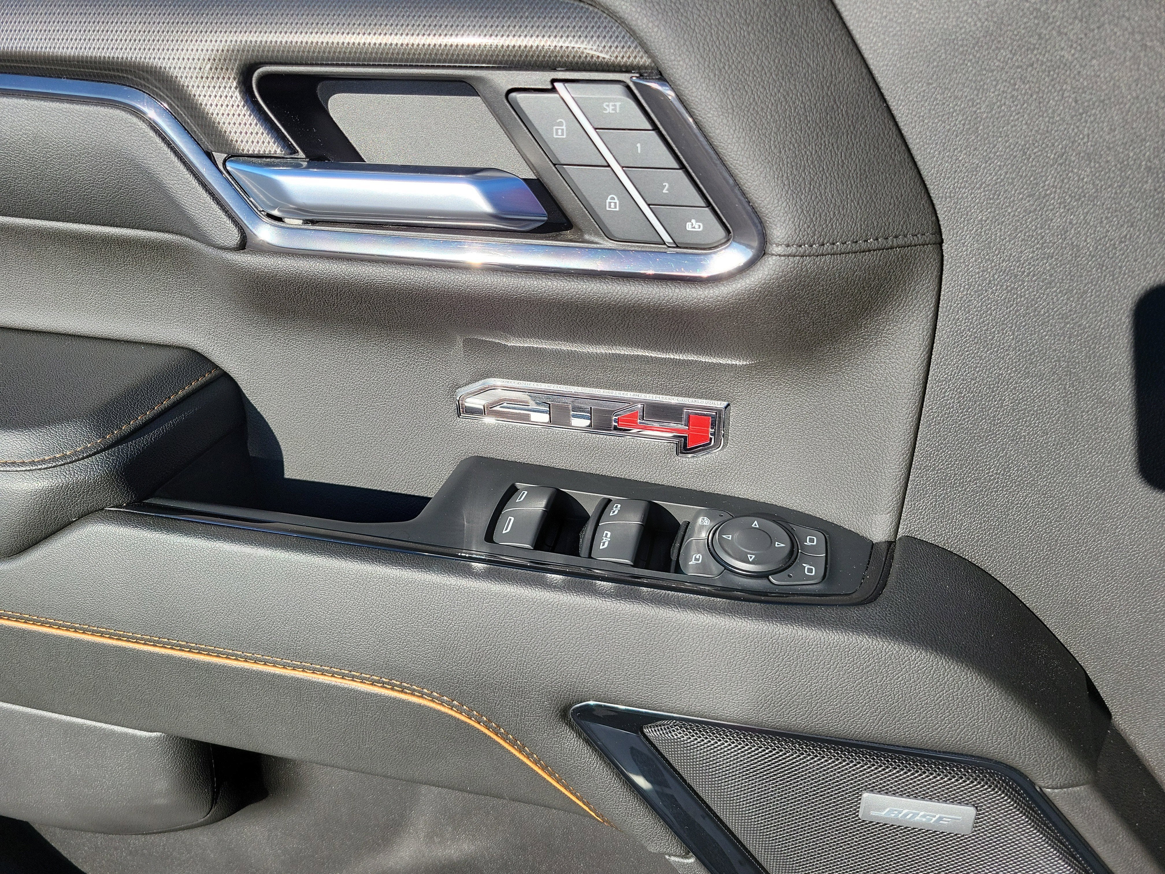 2024 GMC Sierra 1500 AT4