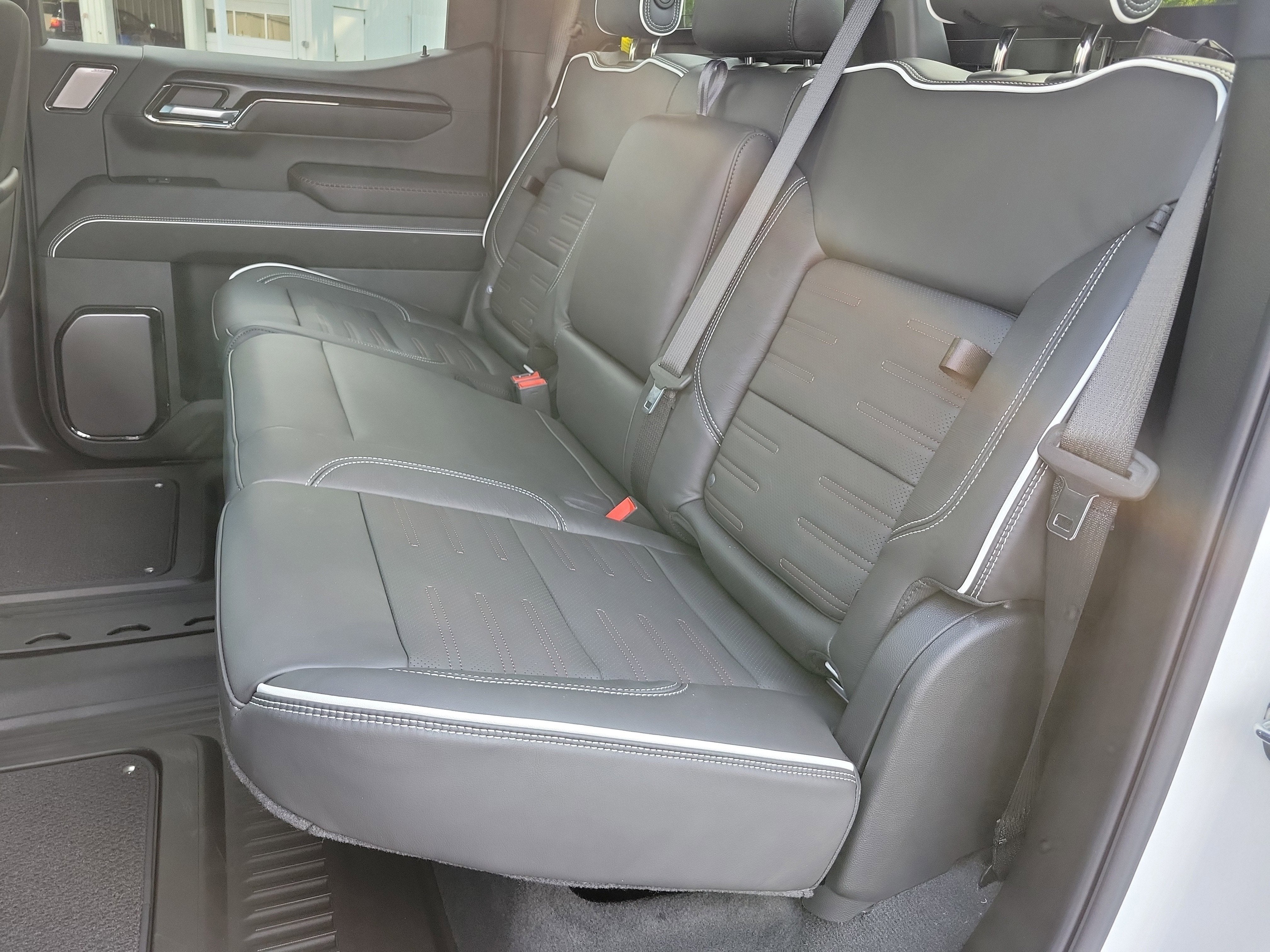 2025 GMC Sierra 1500 AT4X