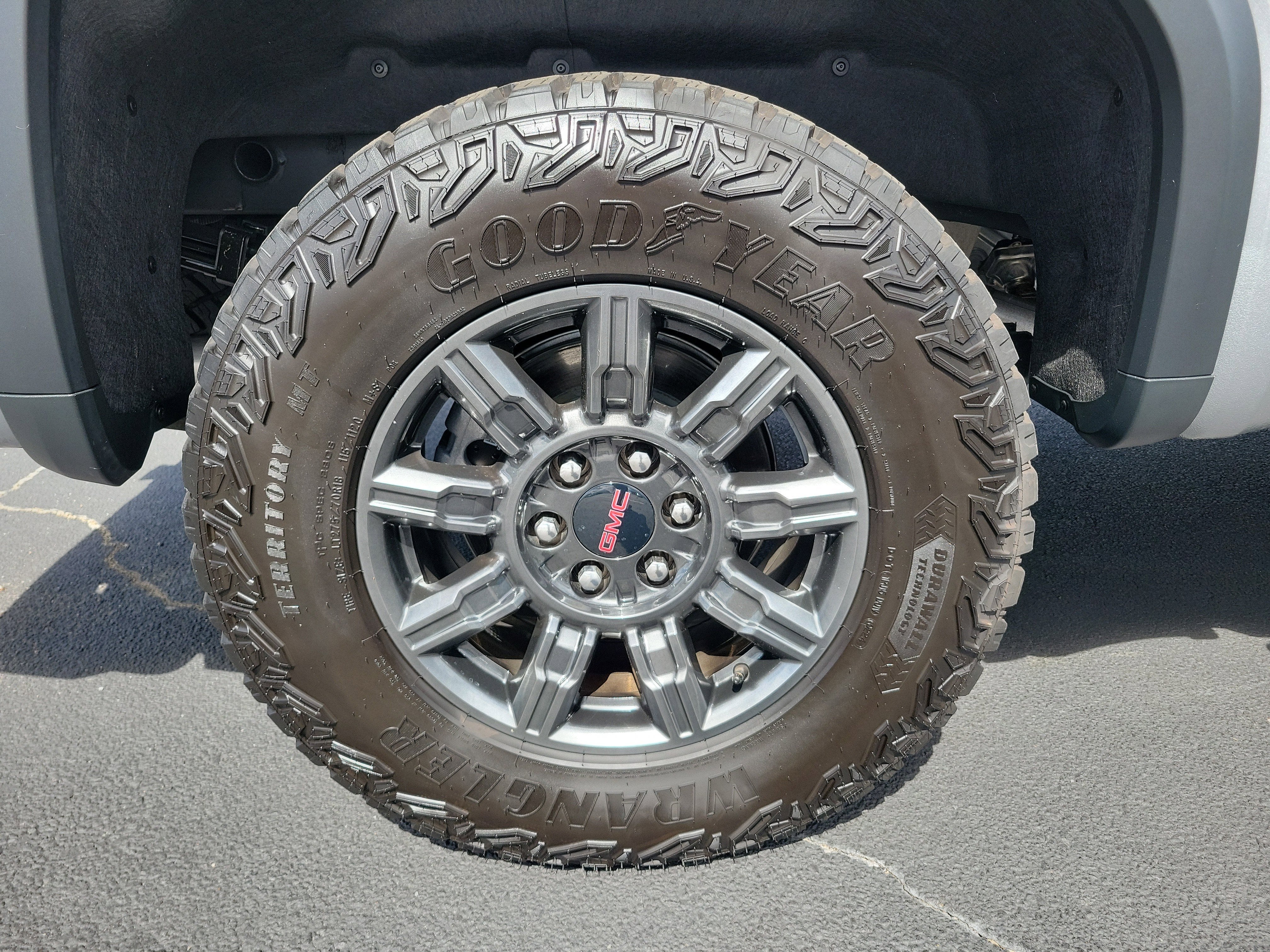 2024 GMC Sierra 1500 AT4X