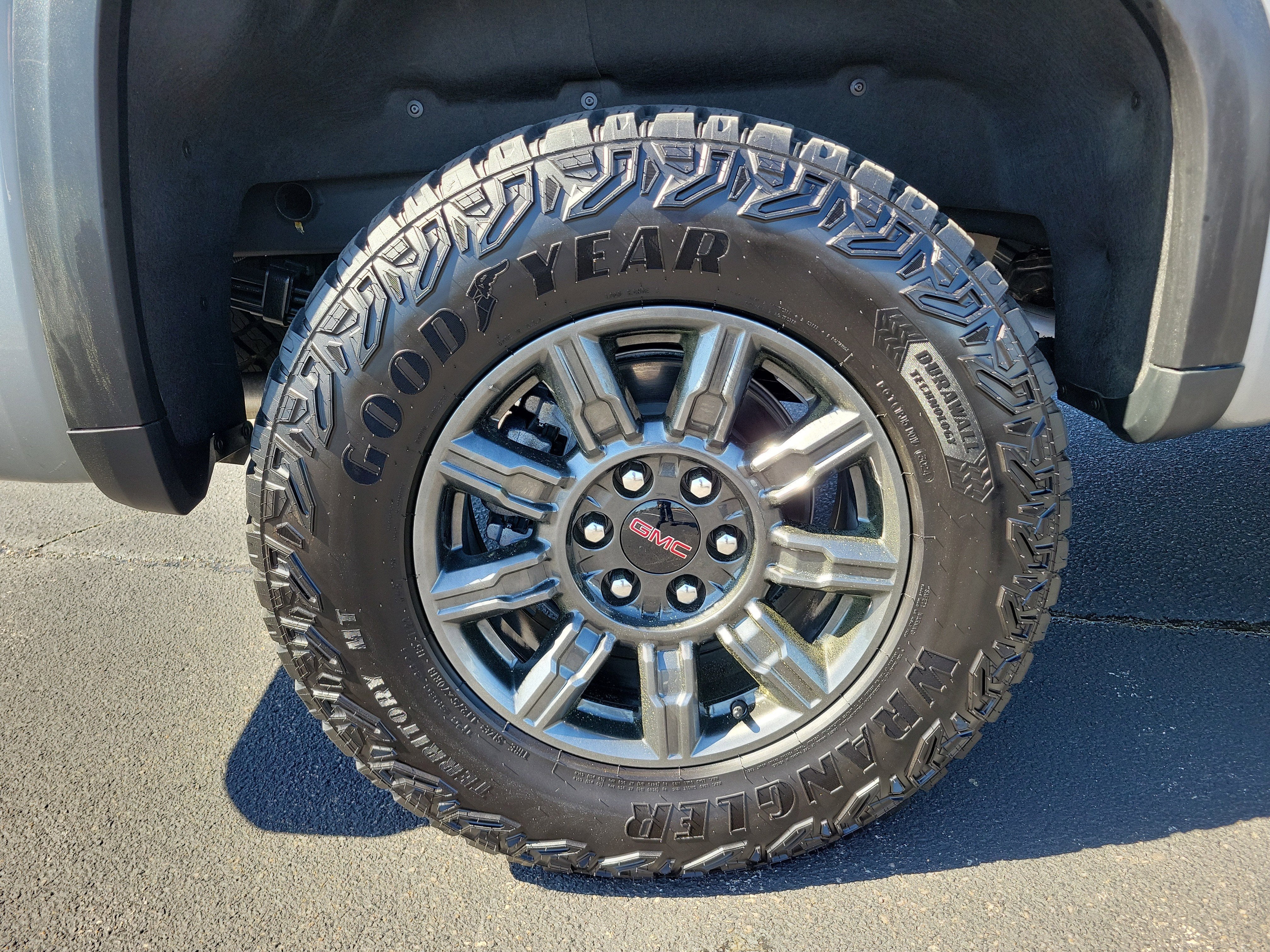 2025 GMC Sierra 1500 AT4X