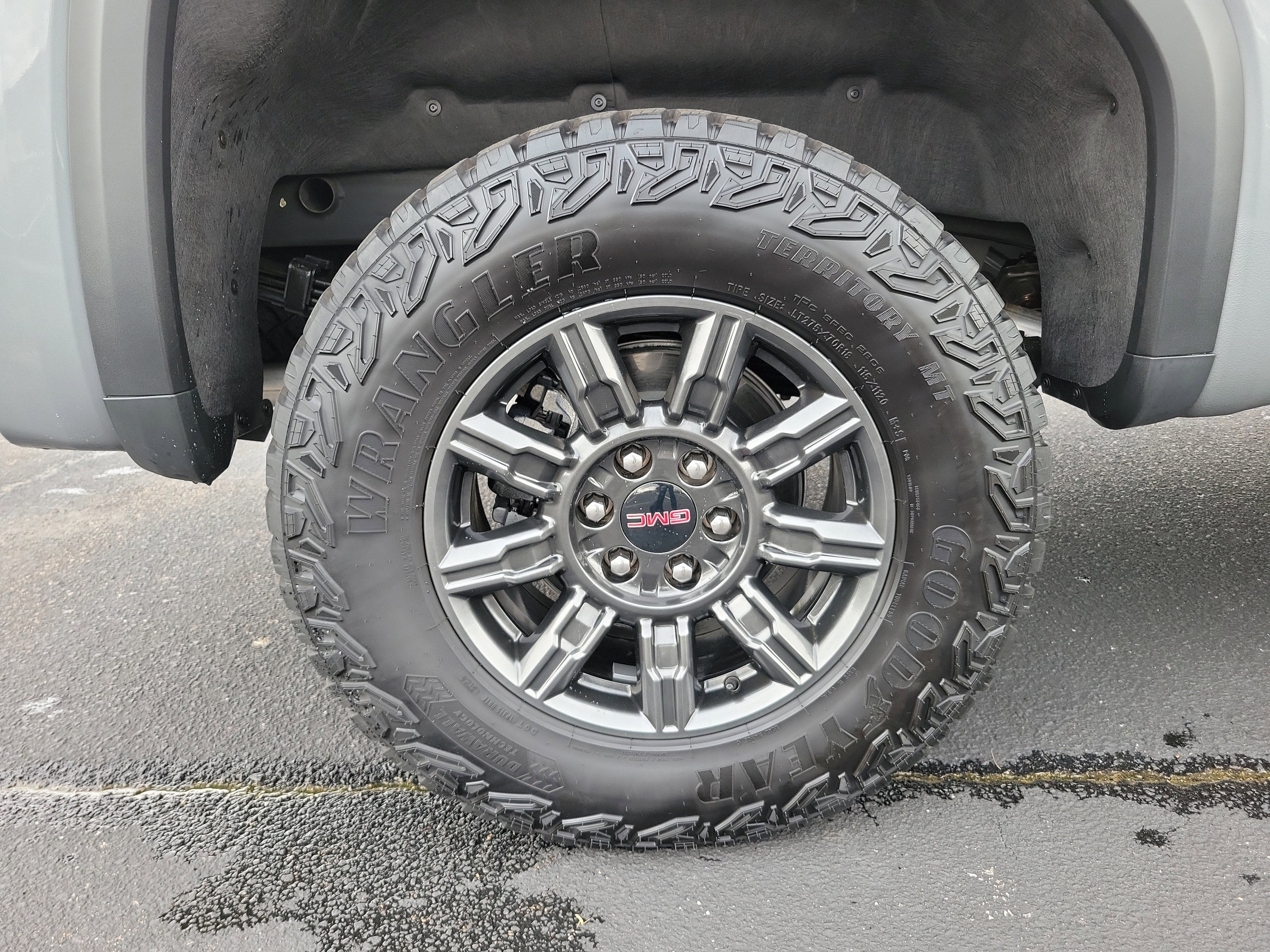 2025 GMC Sierra 1500 AT4X