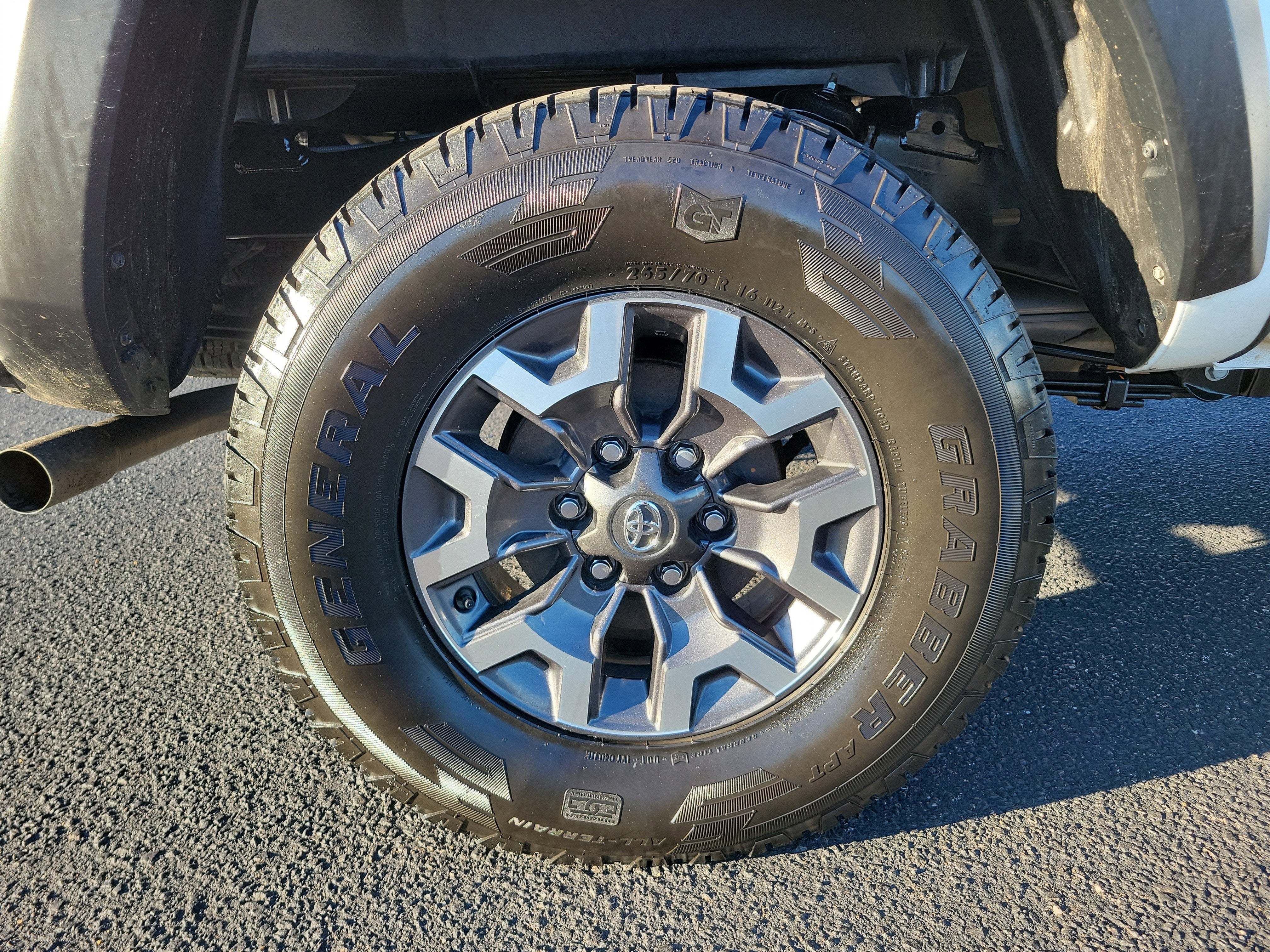 2023 Toyota Tacoma 4WD SR