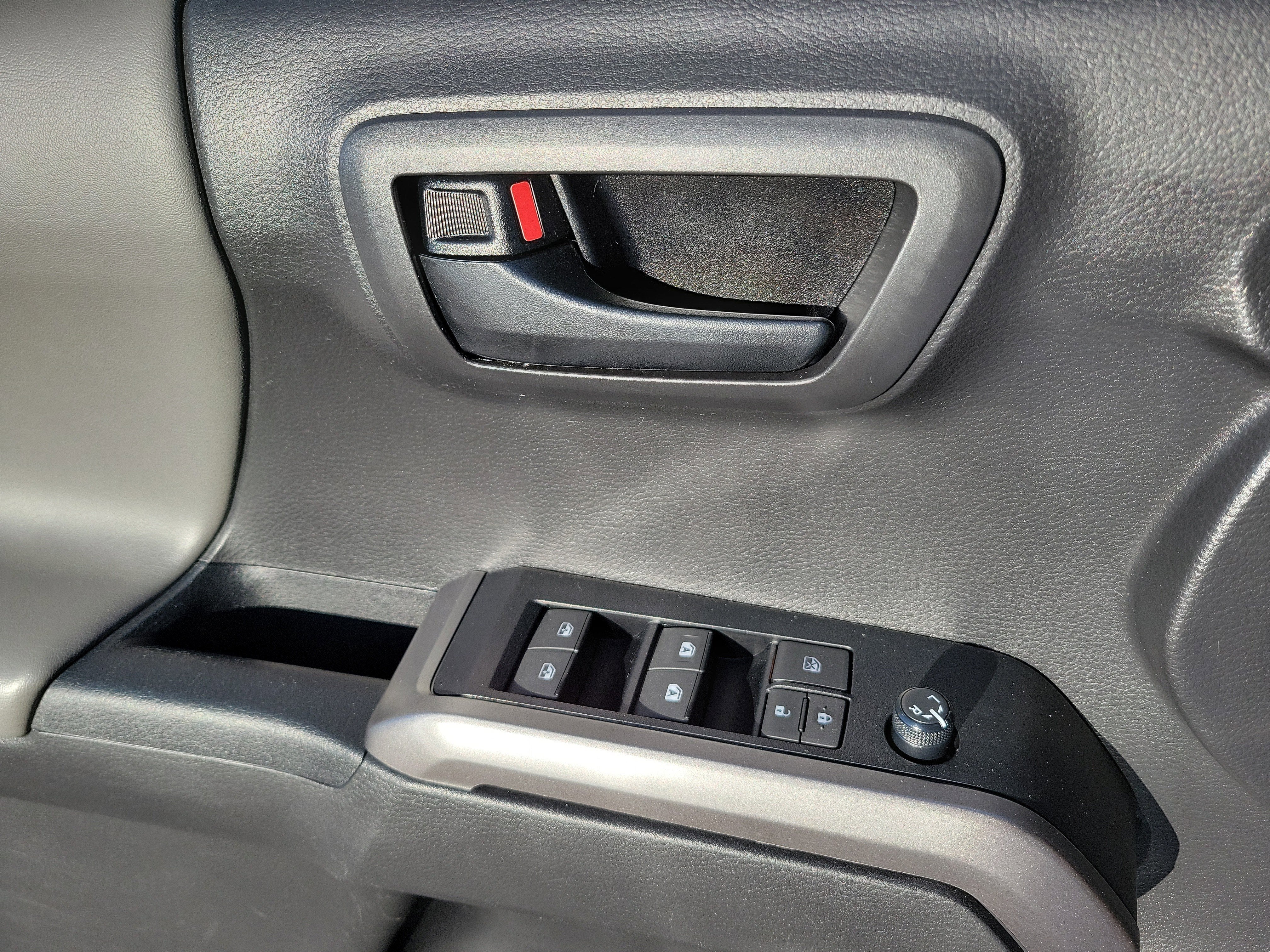 2023 Toyota Tacoma 4WD SR