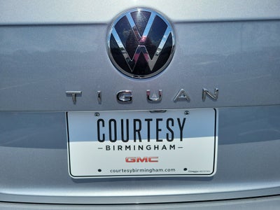 2024 Volkswagen Tiguan SE R-Line Black