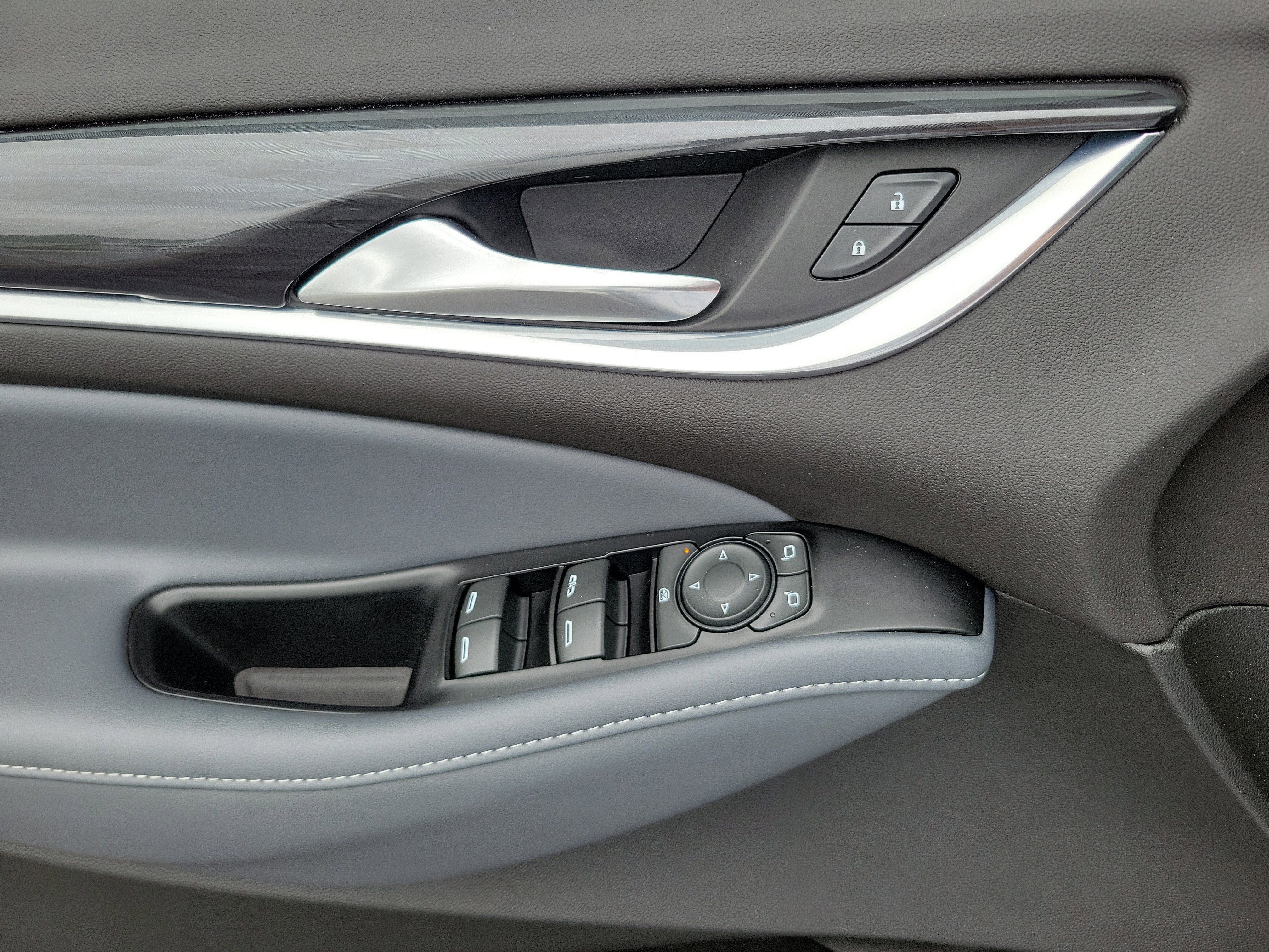 2022 Buick Enclave Essence