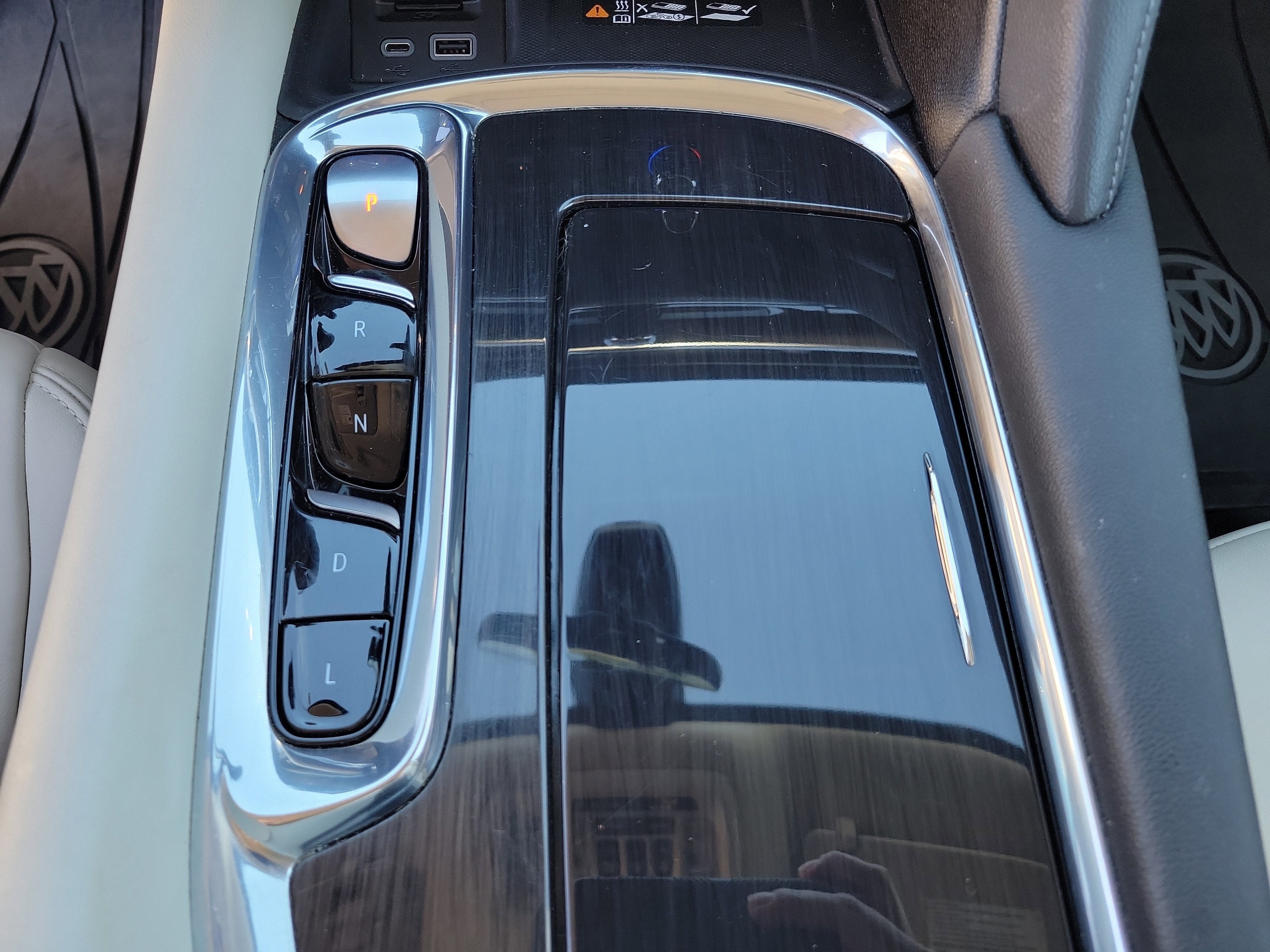 2023 Buick Enclave Premium