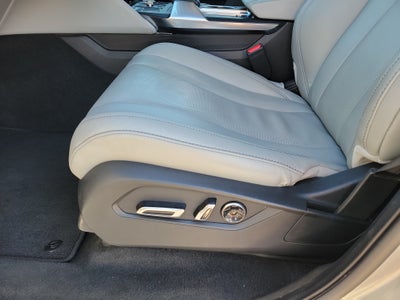 2022 Acura MDX w/Technology Package