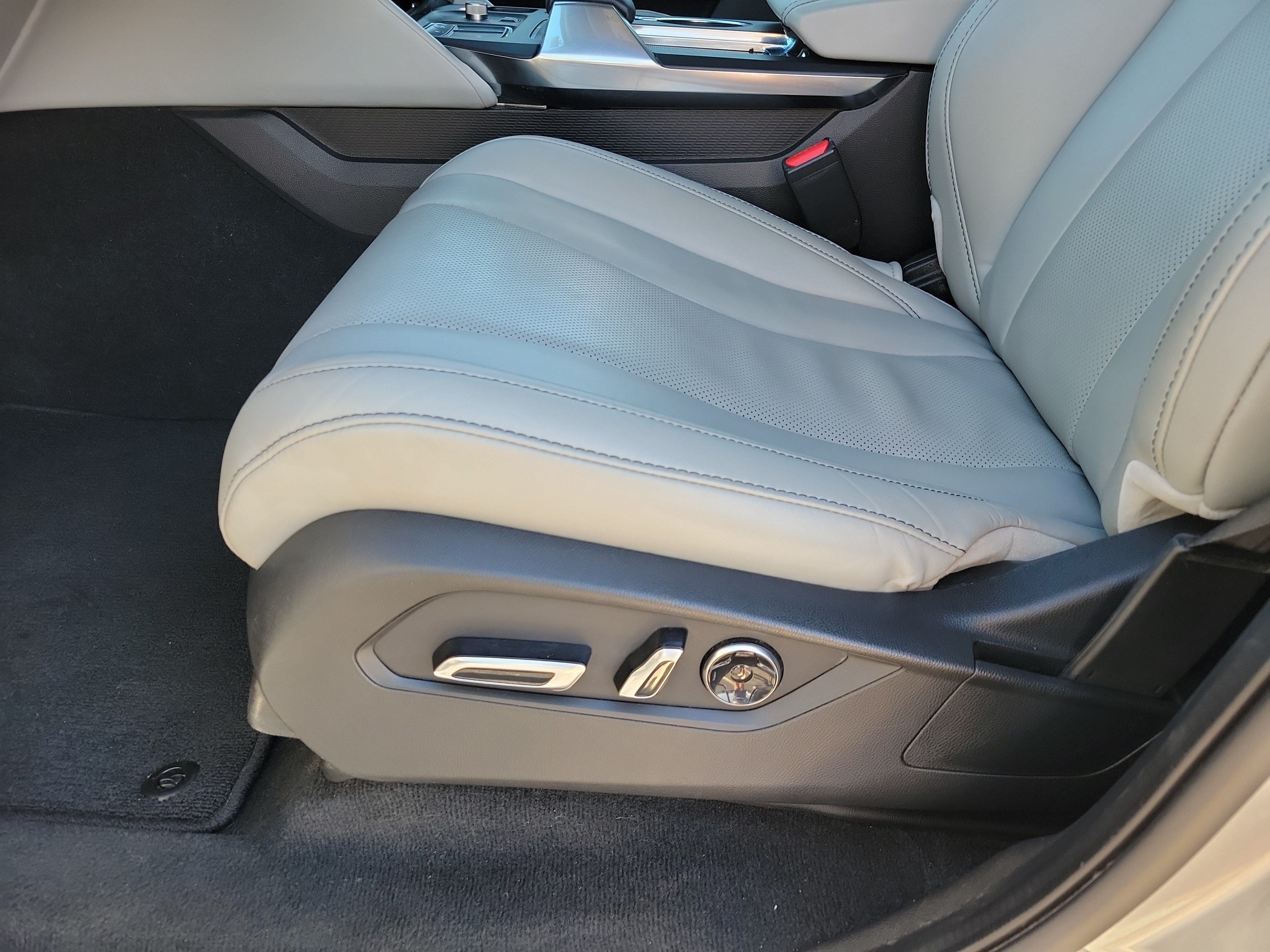 2022 Acura MDX w/Technology Package
