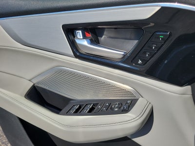 2022 Acura MDX w/Technology Package