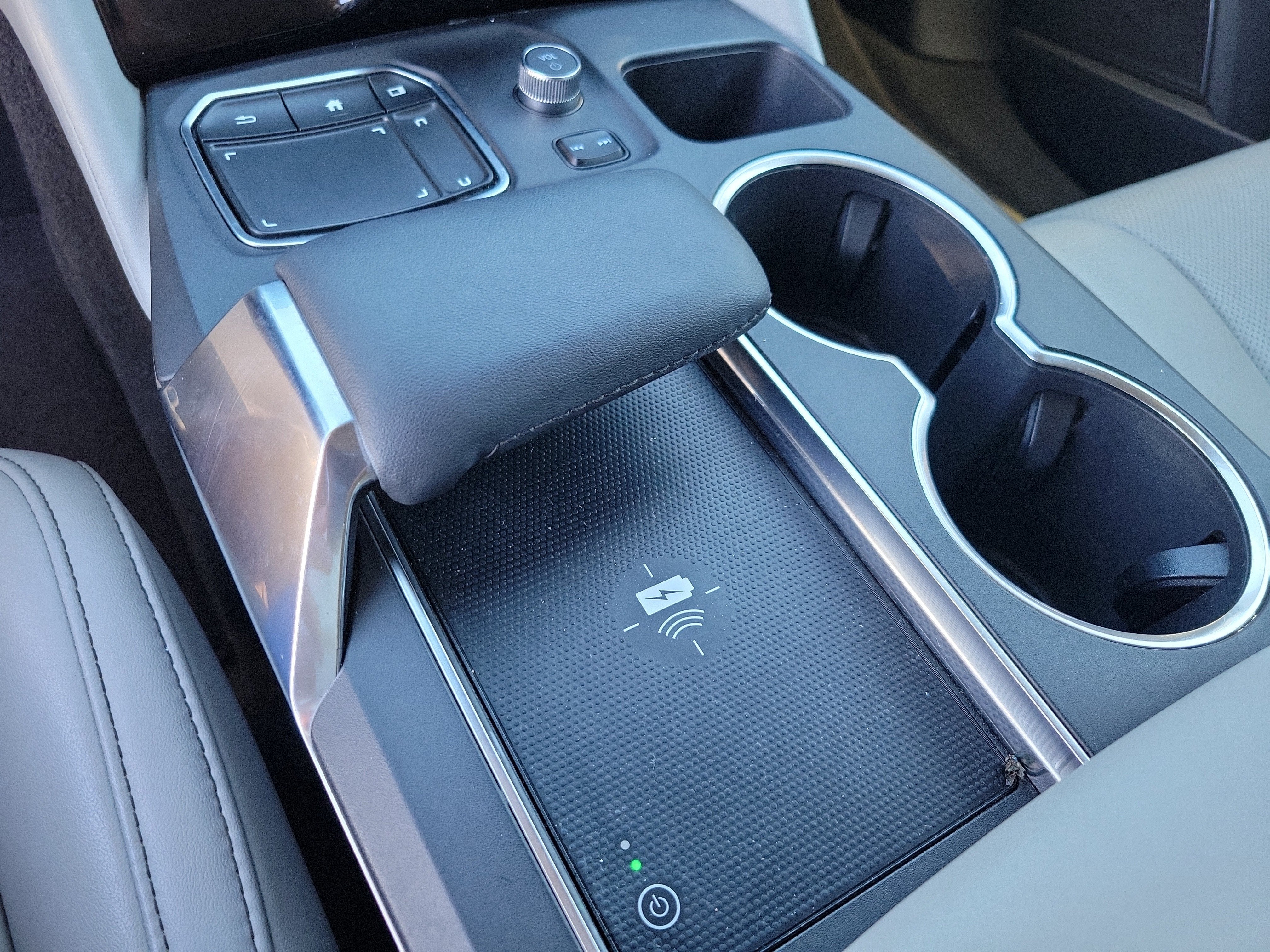 2022 Acura MDX w/Technology Package