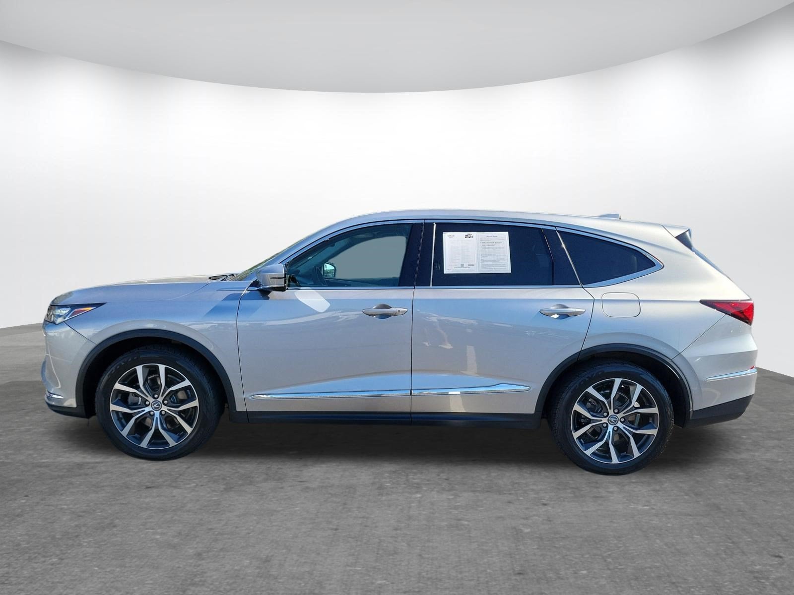 2022 Acura MDX w/Technology Package