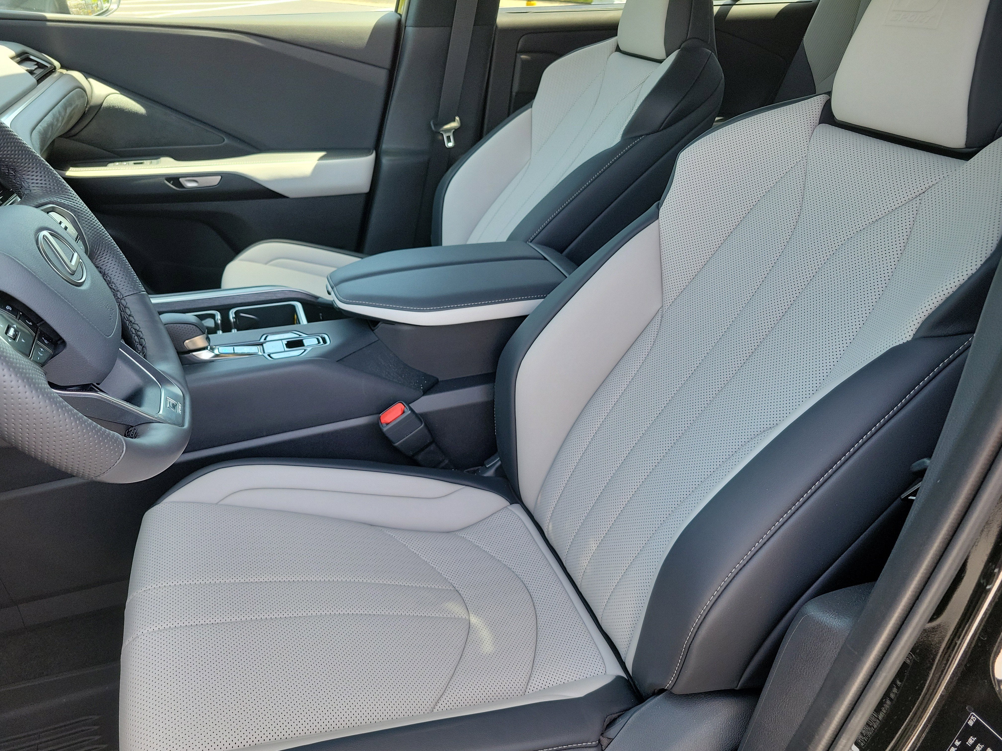 2026 Lexus TX TX 500h F SPORT Performance Premium