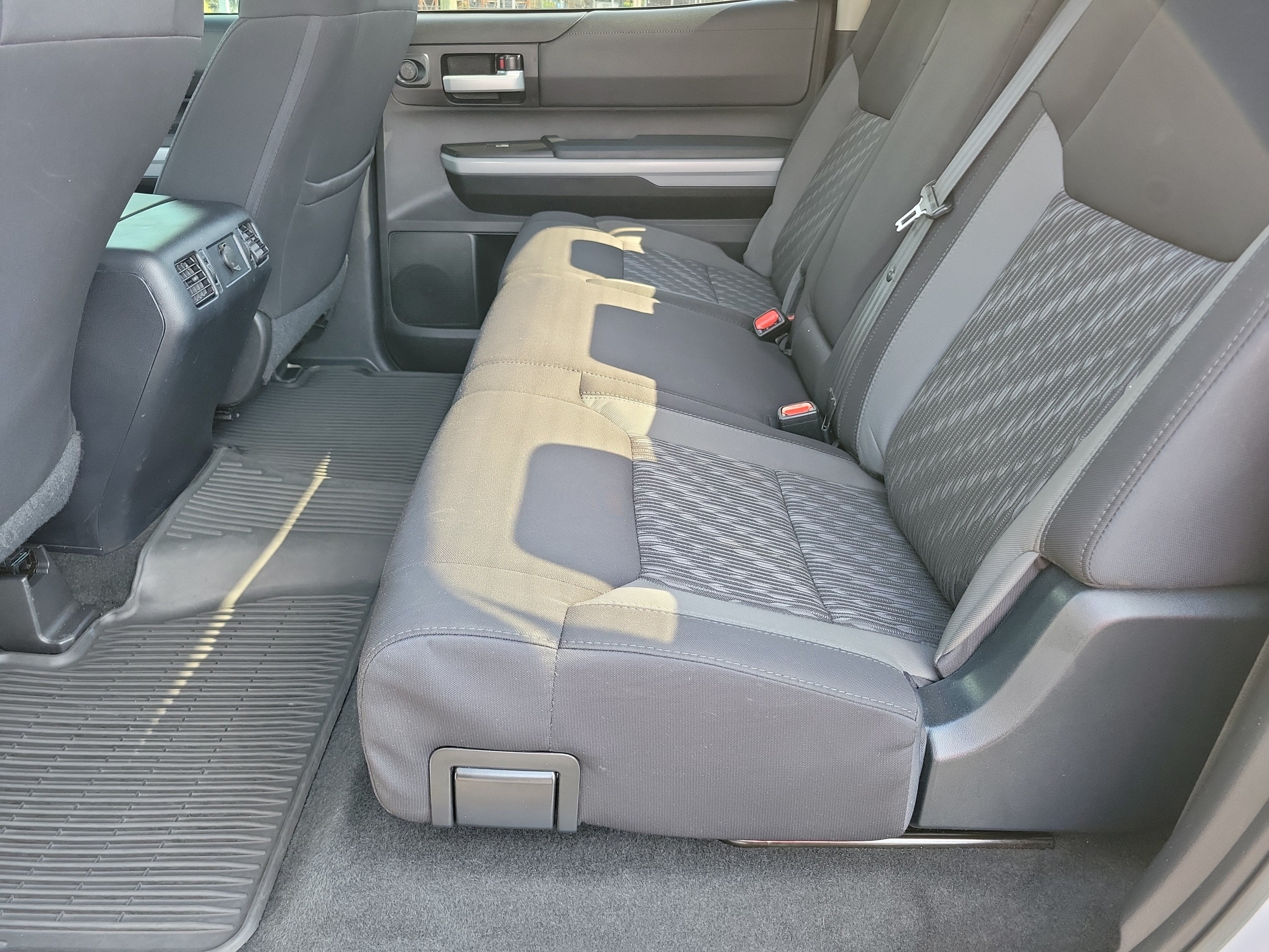 2018 Toyota Tundra 4WD SR5